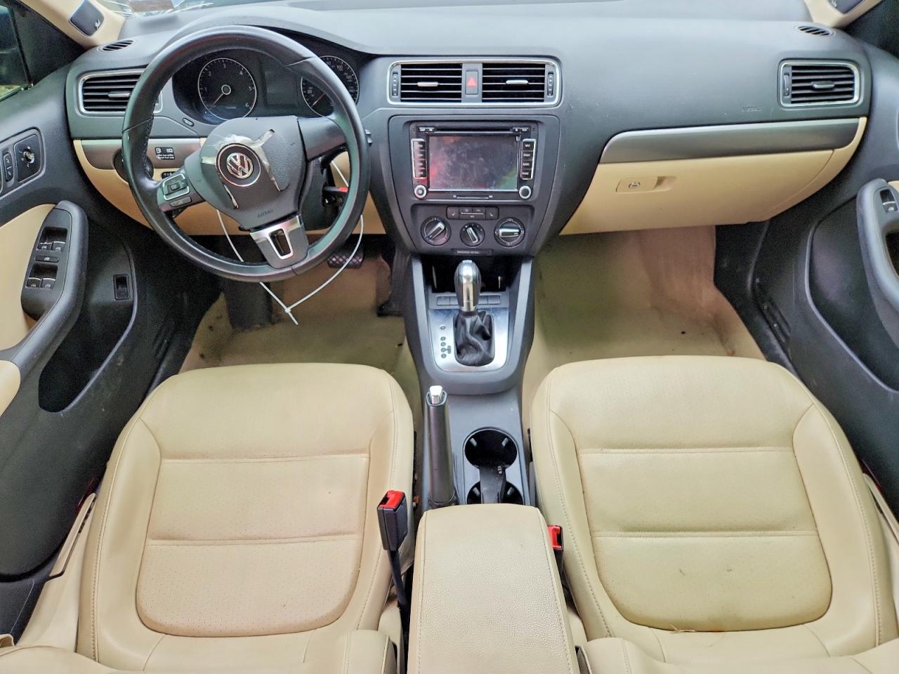2013 Volkswagen Jetta Tdi Blue vin: 3VWLL7AJXDM204082