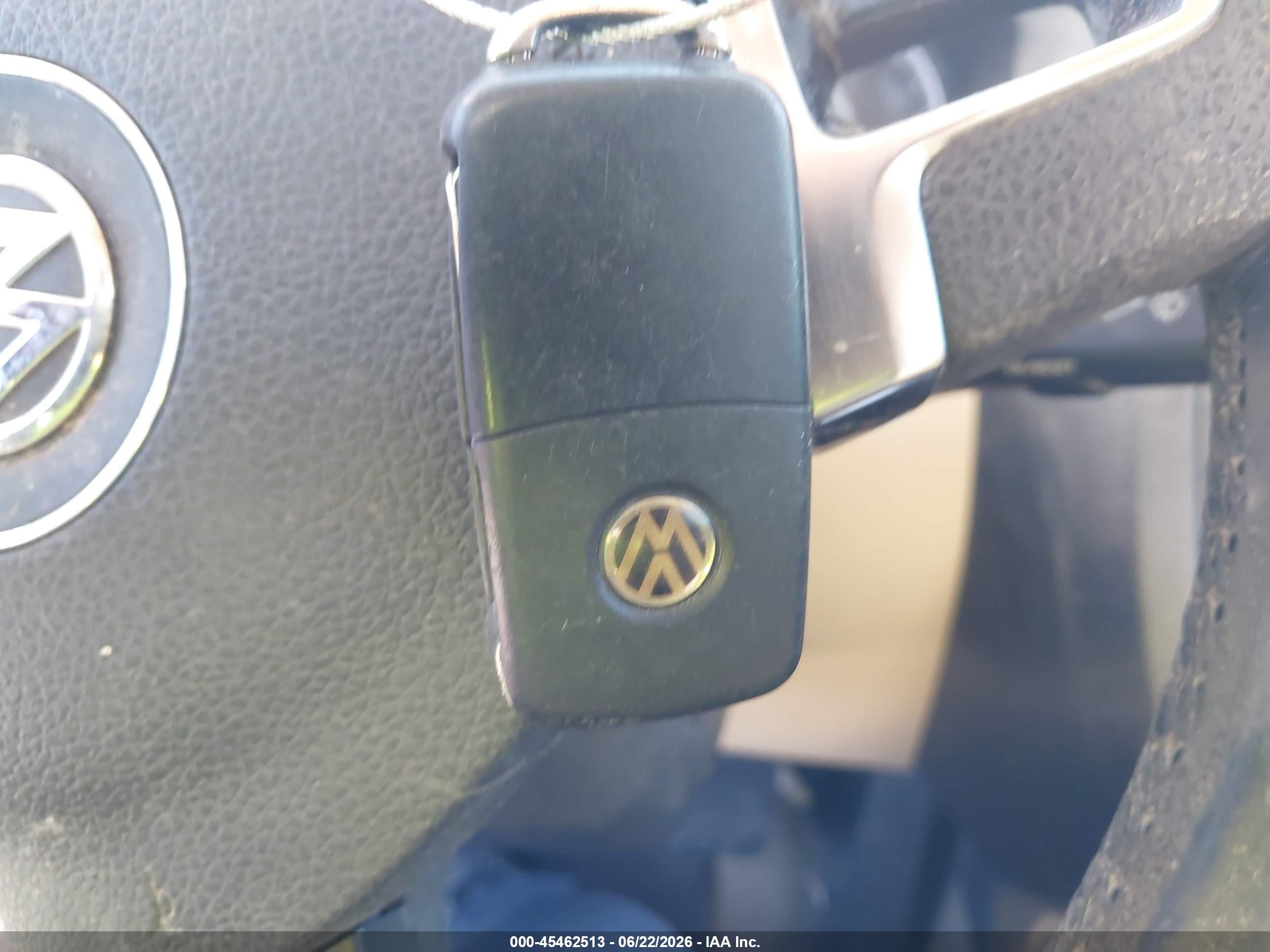 2013 Volkswagen Jetta 2.0l Tdi Белый vin: 3VWLL7AJXDM383594