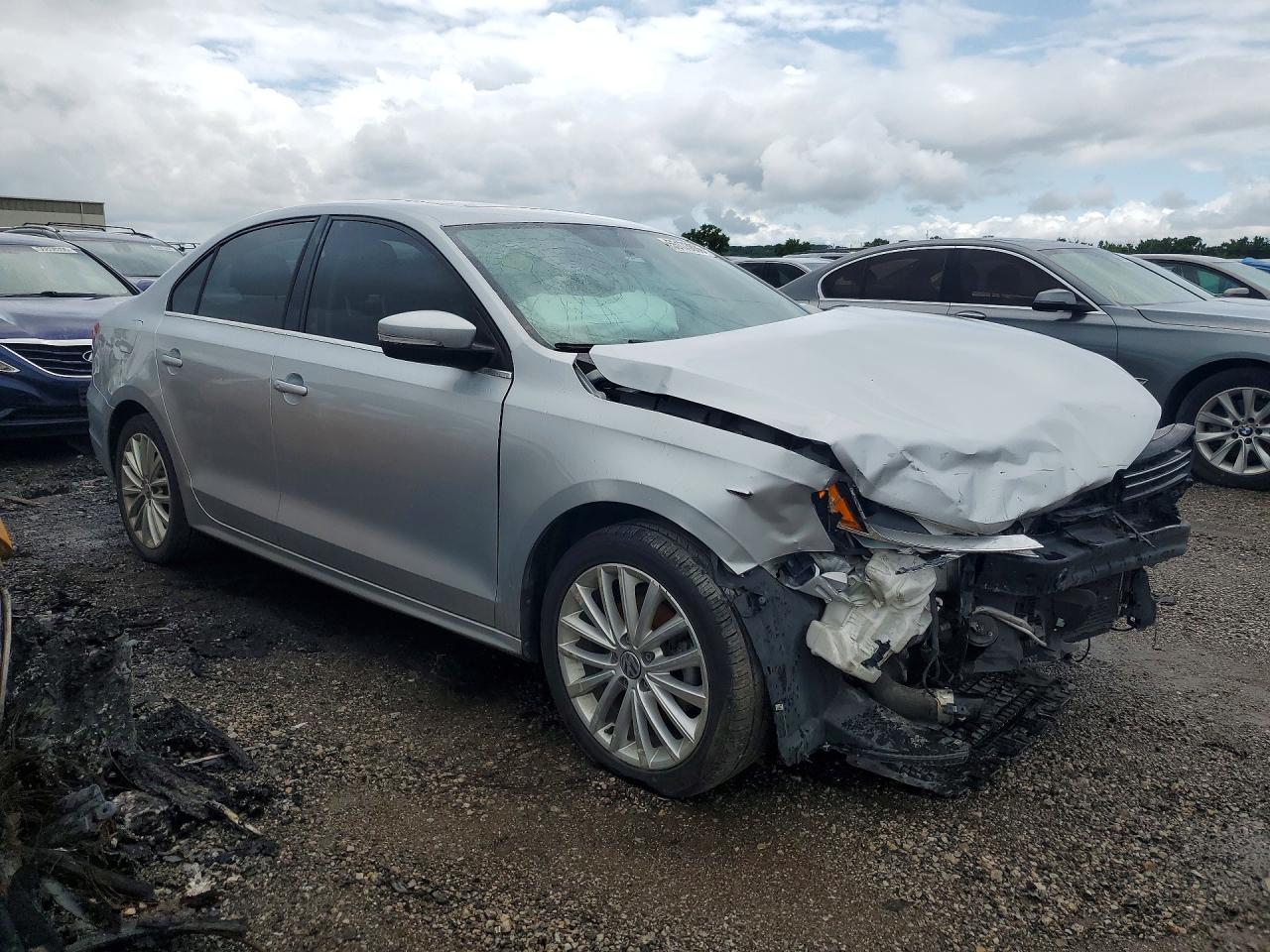2013 Volkswagen Jetta Tdi Silver vin: 3VWLL7AJXDM393042