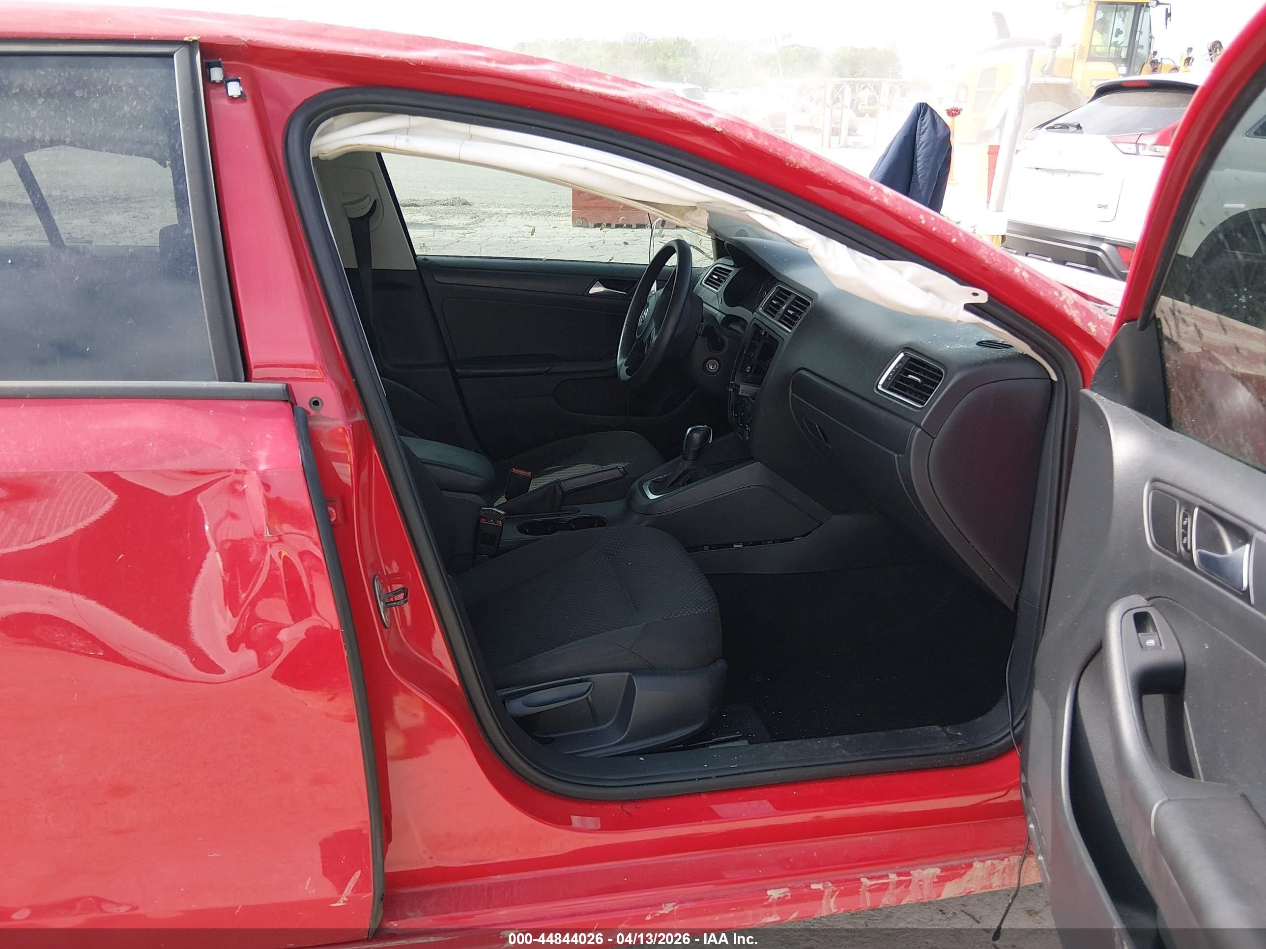 2014 Volkswagen Jetta 2.0l Tdi Value Edition Red vin: 3VWLL7AJXEM301350