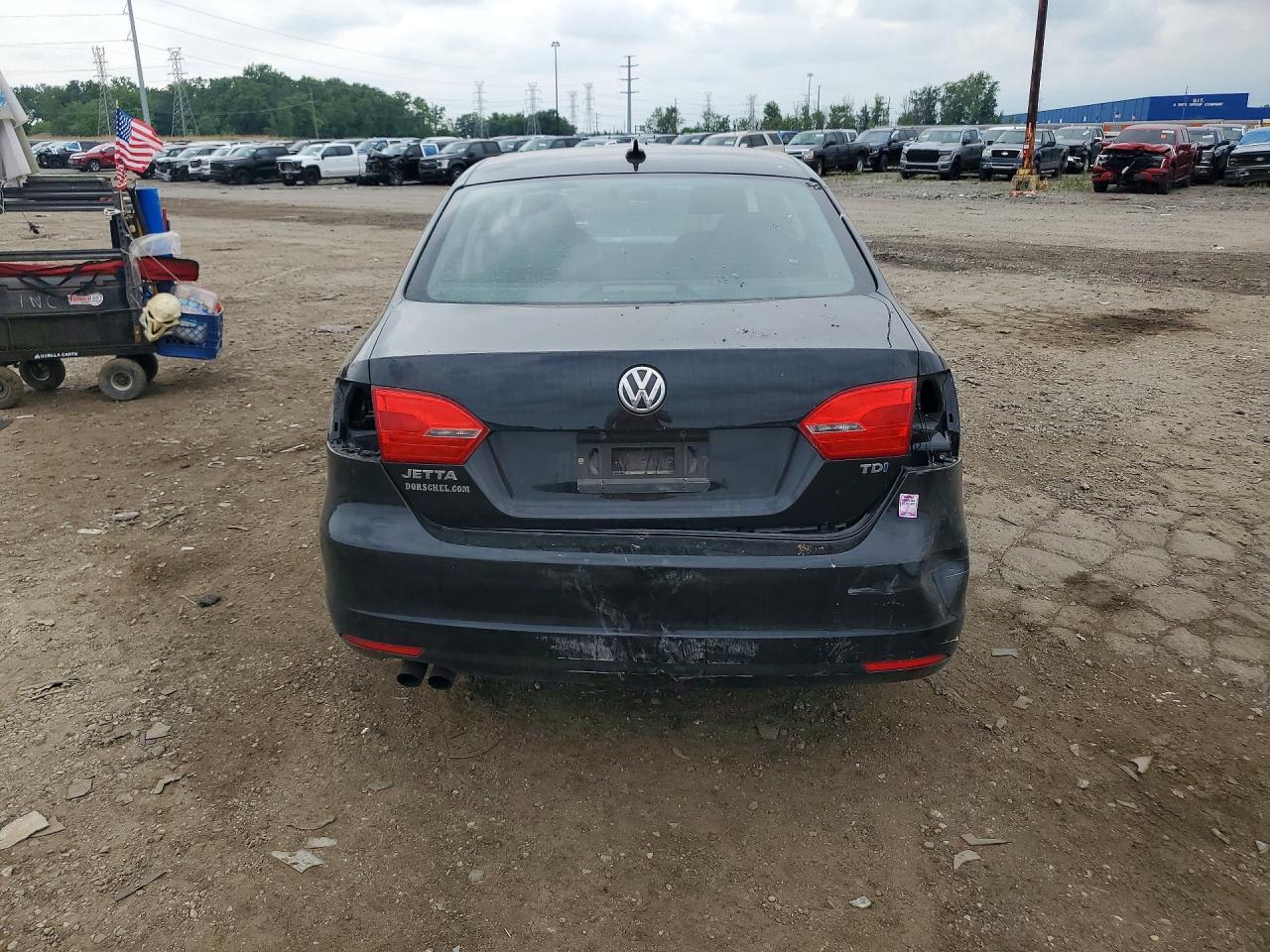 2014 Volkswagen Jetta Tdi Black vin: 3VWLL7AJXEM304197