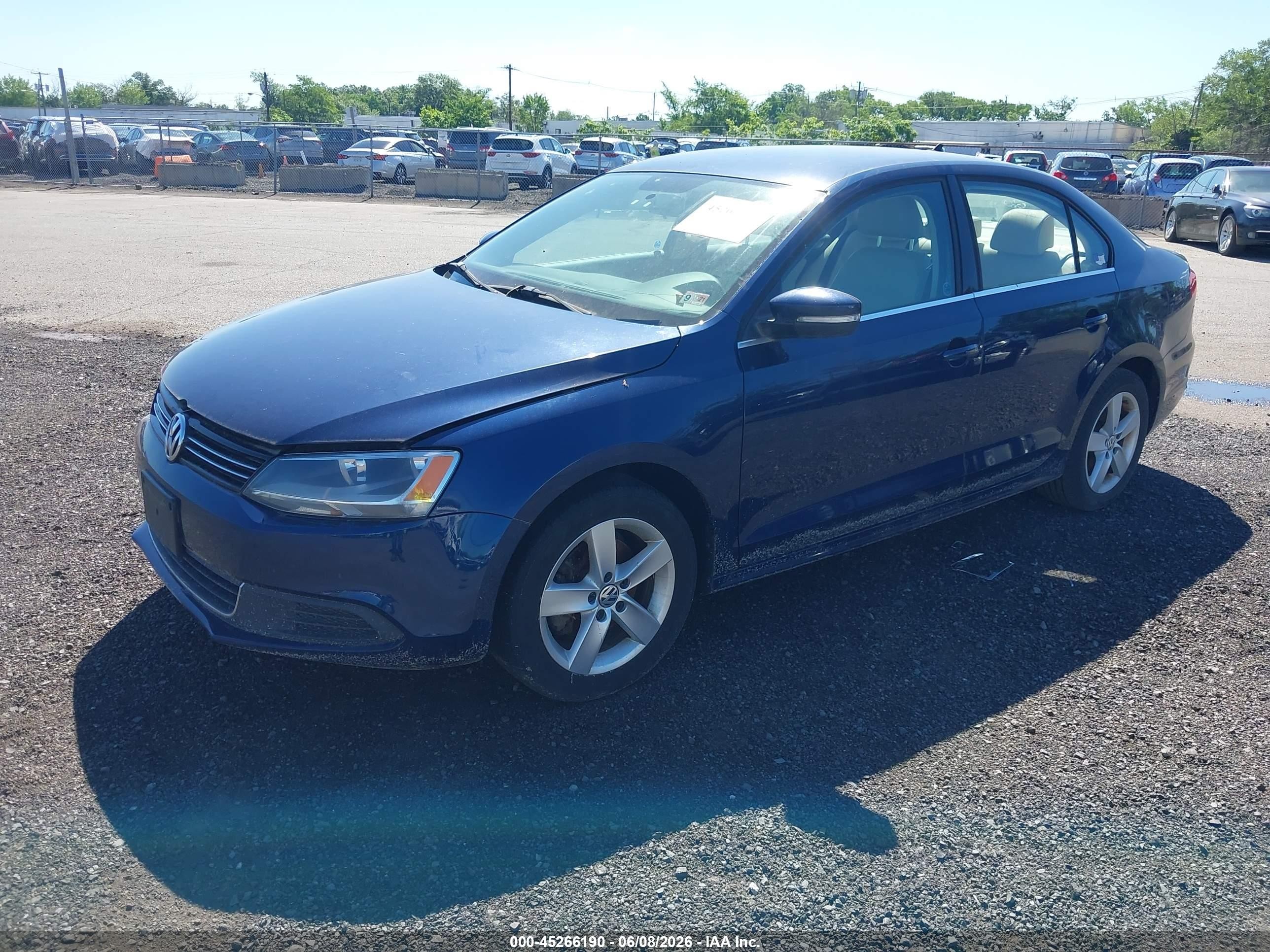 2014 Volkswagen Jetta 2.0l Tdi Blue vin: 3VWLL7AJXEM309447