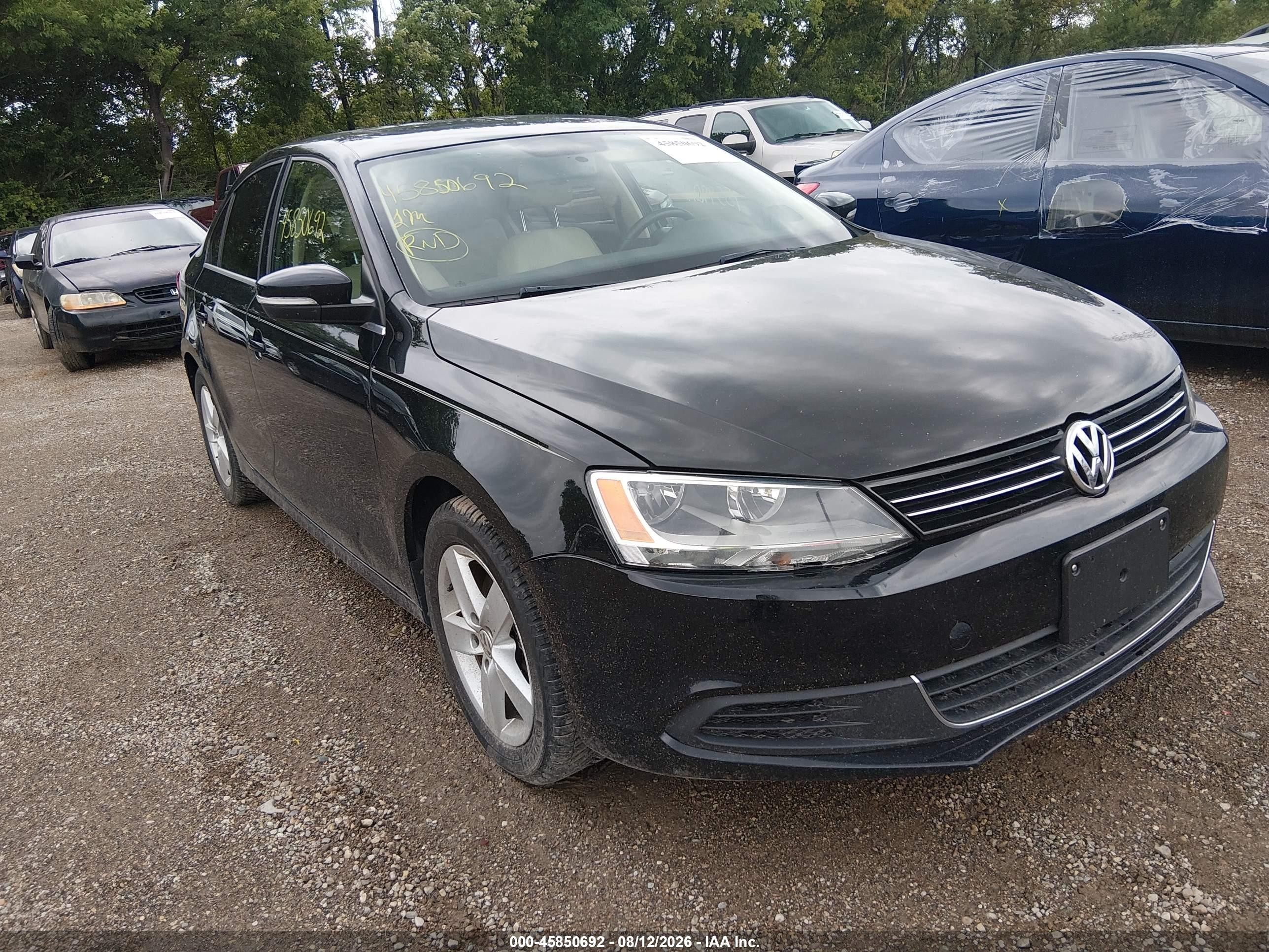 3VWLL7AJXEM351911