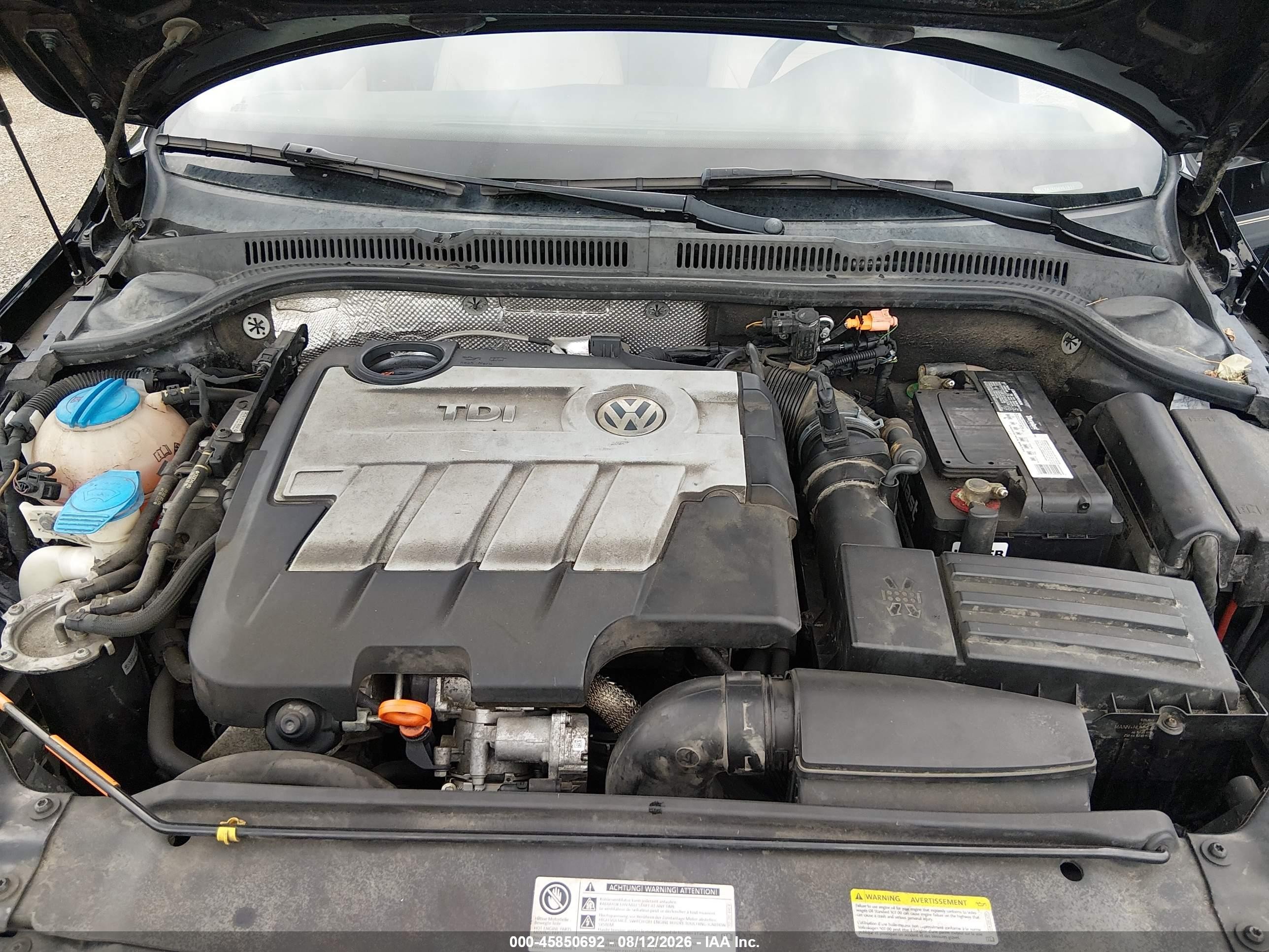 2014 Volkswagen Jetta 2.0l Tdi Черный vin: 3VWLL7AJXEM351911