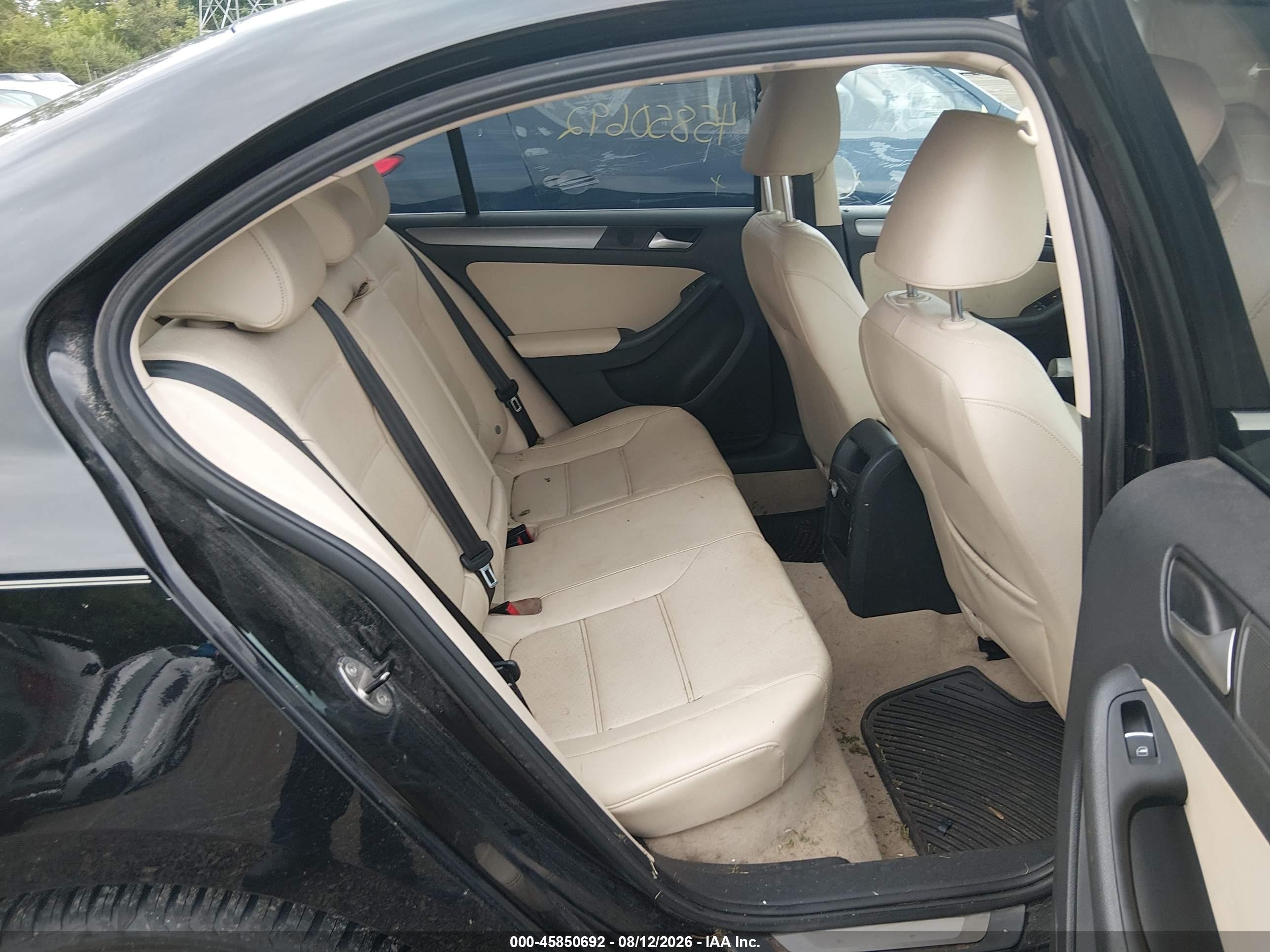 2014 Volkswagen Jetta 2.0l Tdi Черный vin: 3VWLL7AJXEM351911