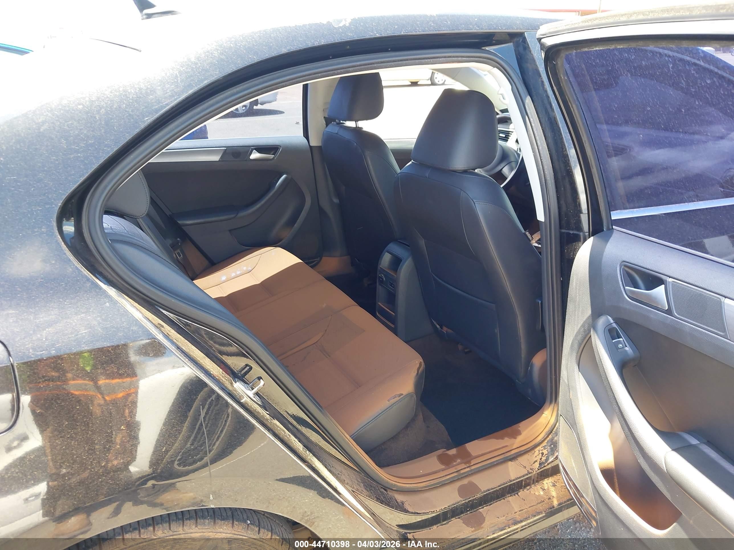 2014 Volkswagen Jetta 2.0l Tdi Black vin: 3VWLL7AJXEM372631