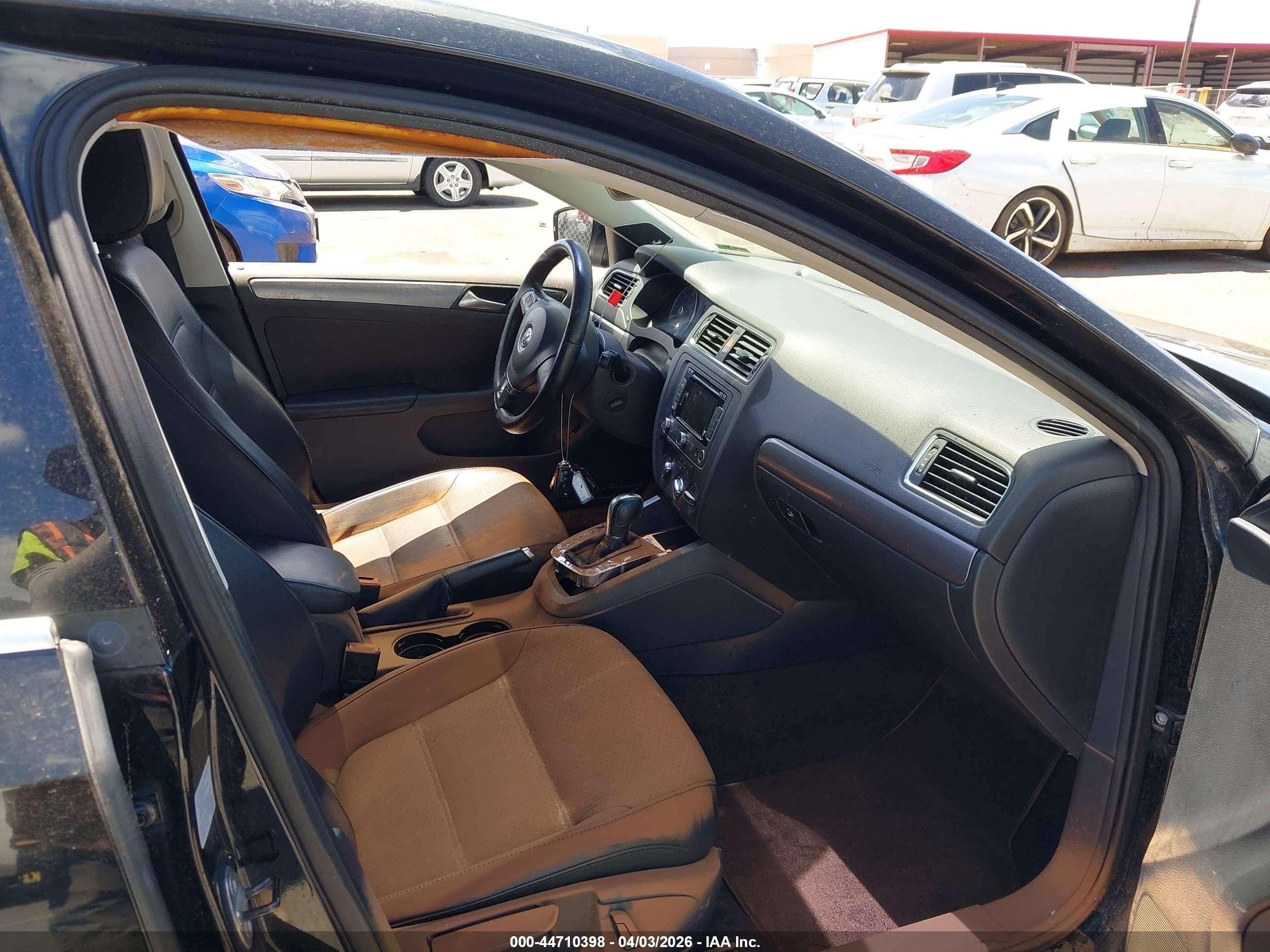 2014 Volkswagen Jetta 2.0l Tdi Black vin: 3VWLL7AJXEM372631