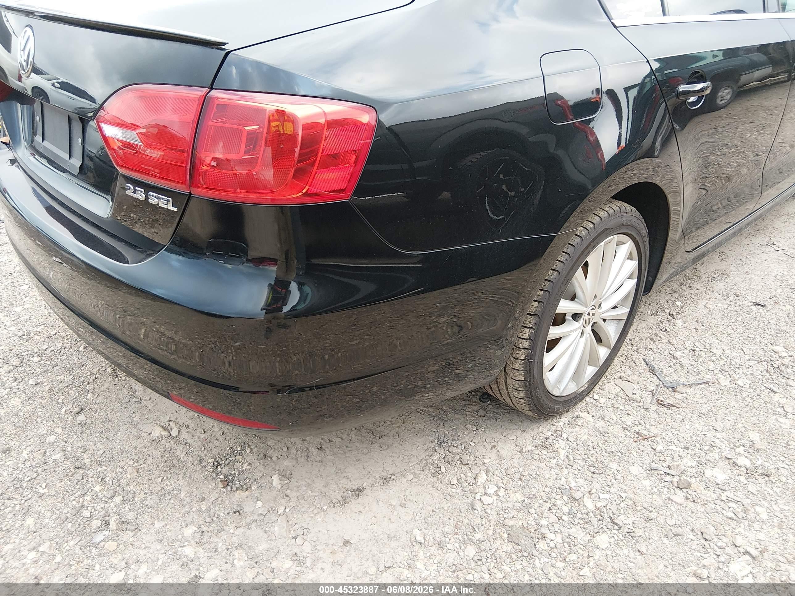 2013 Volkswagen Jetta 2.5l Sel Черный vin: 3VWLP7AJ1DM360063