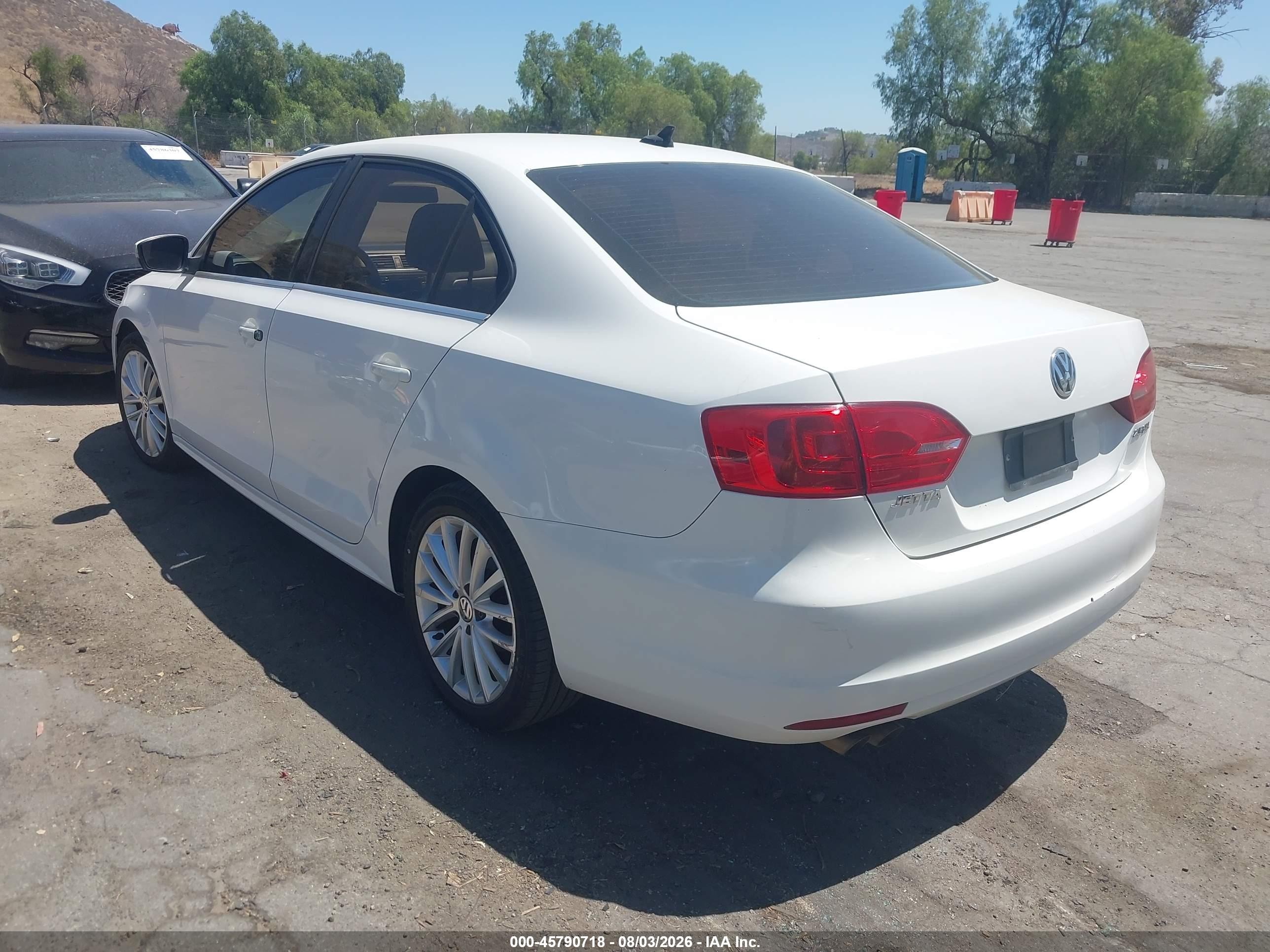 2013 Volkswagen Jetta 2.5l Sel White vin: 3VWLP7AJ1DM424232