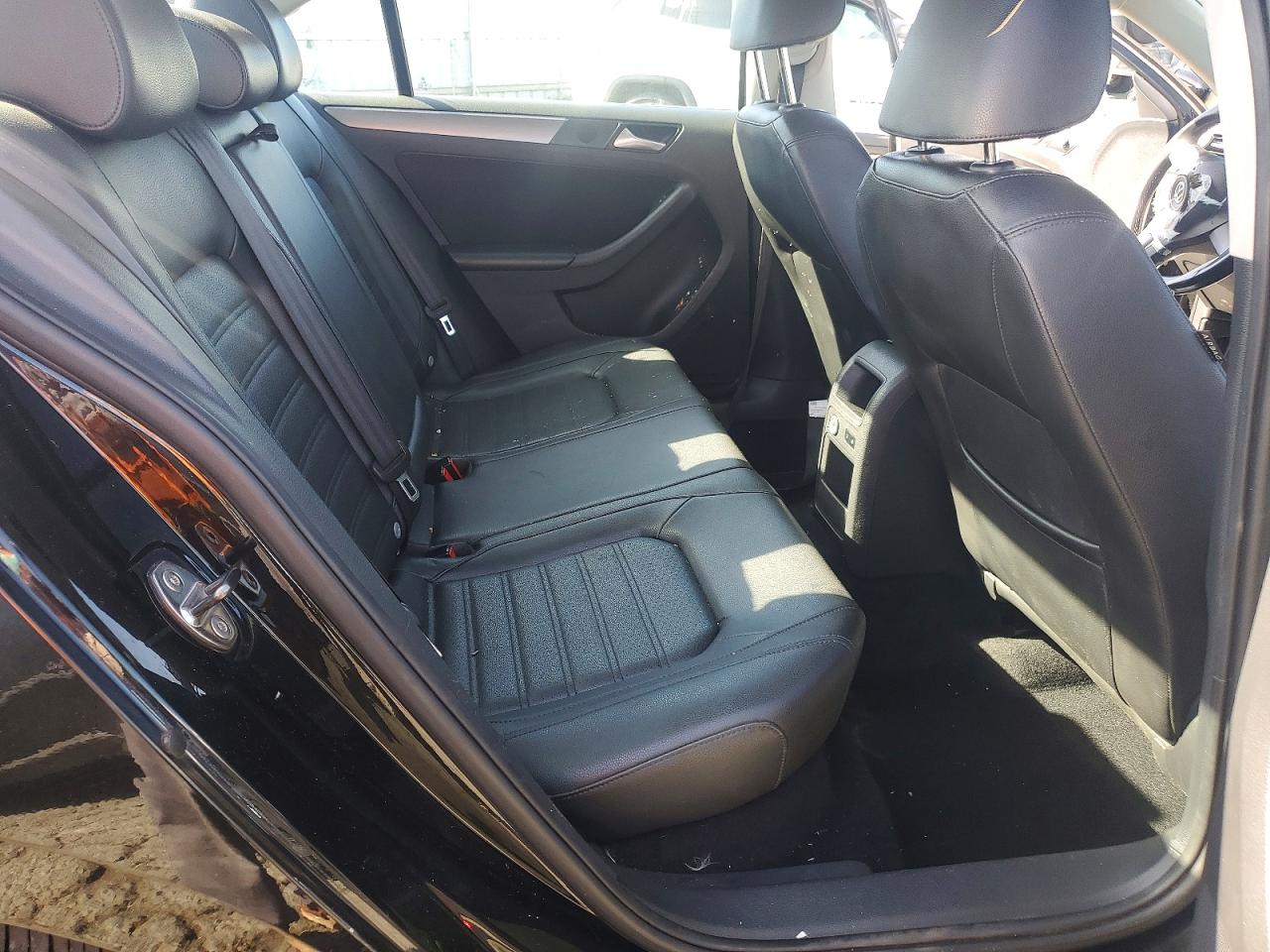 2013 Volkswagen Jetta Sel Black vin: 3VWLP7AJ2DM450970