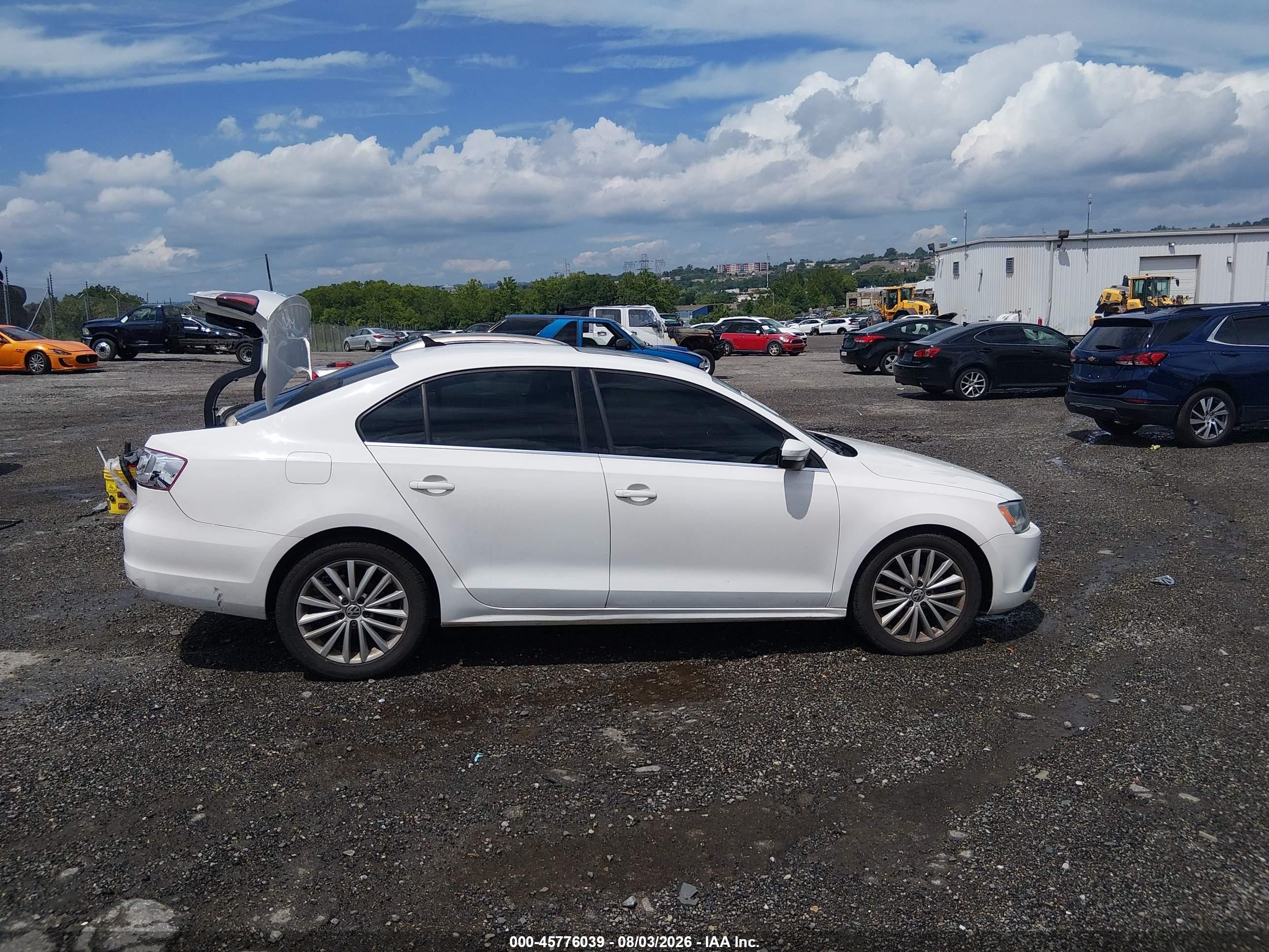 2013 Volkswagen Jetta 2.5l Sel White vin: 3VWLP7AJ4DM397530