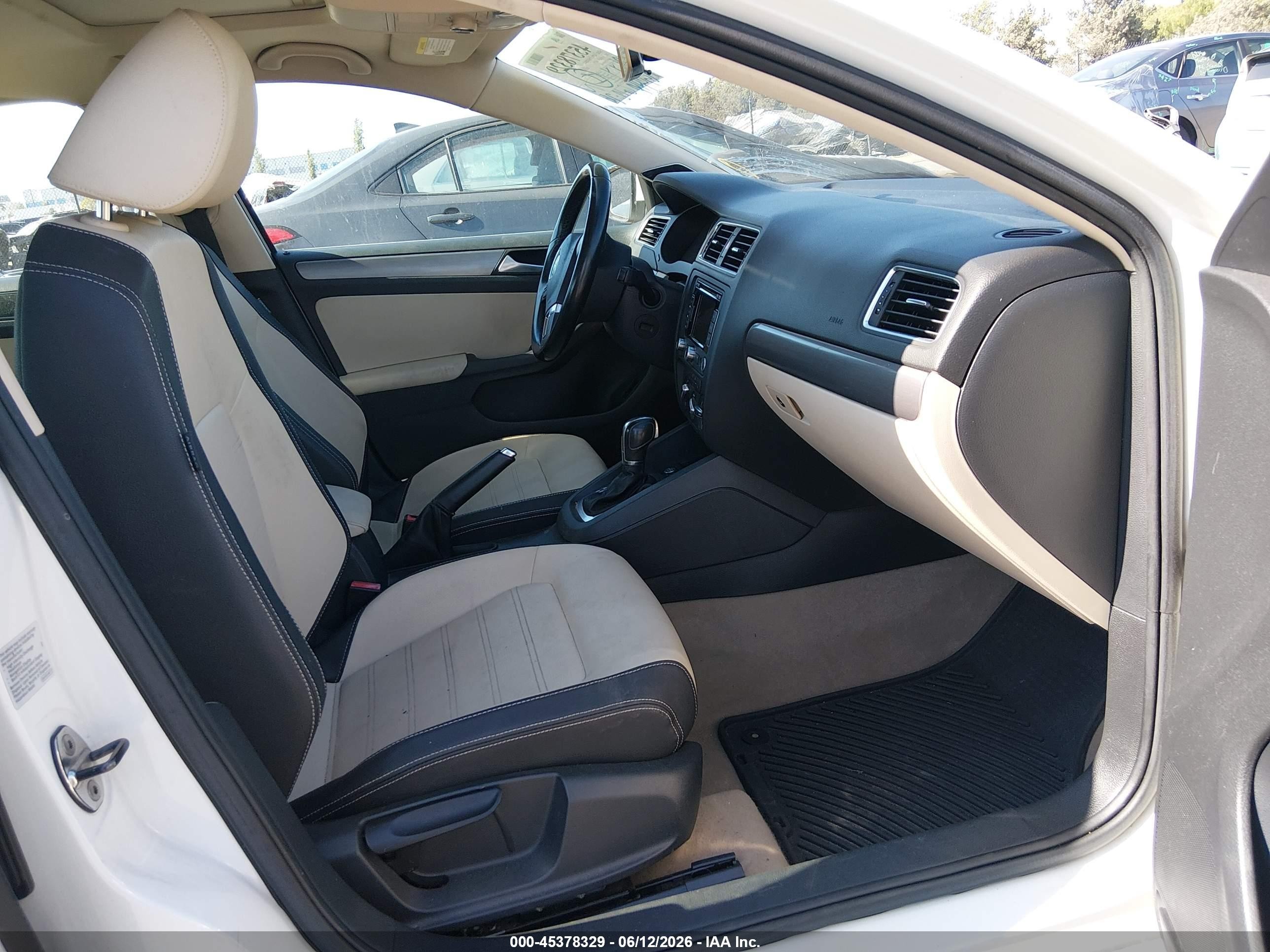 2012 Volkswagen Jetta 2.5l Sel Premium White vin: 3VWLP7AJ5CM395056