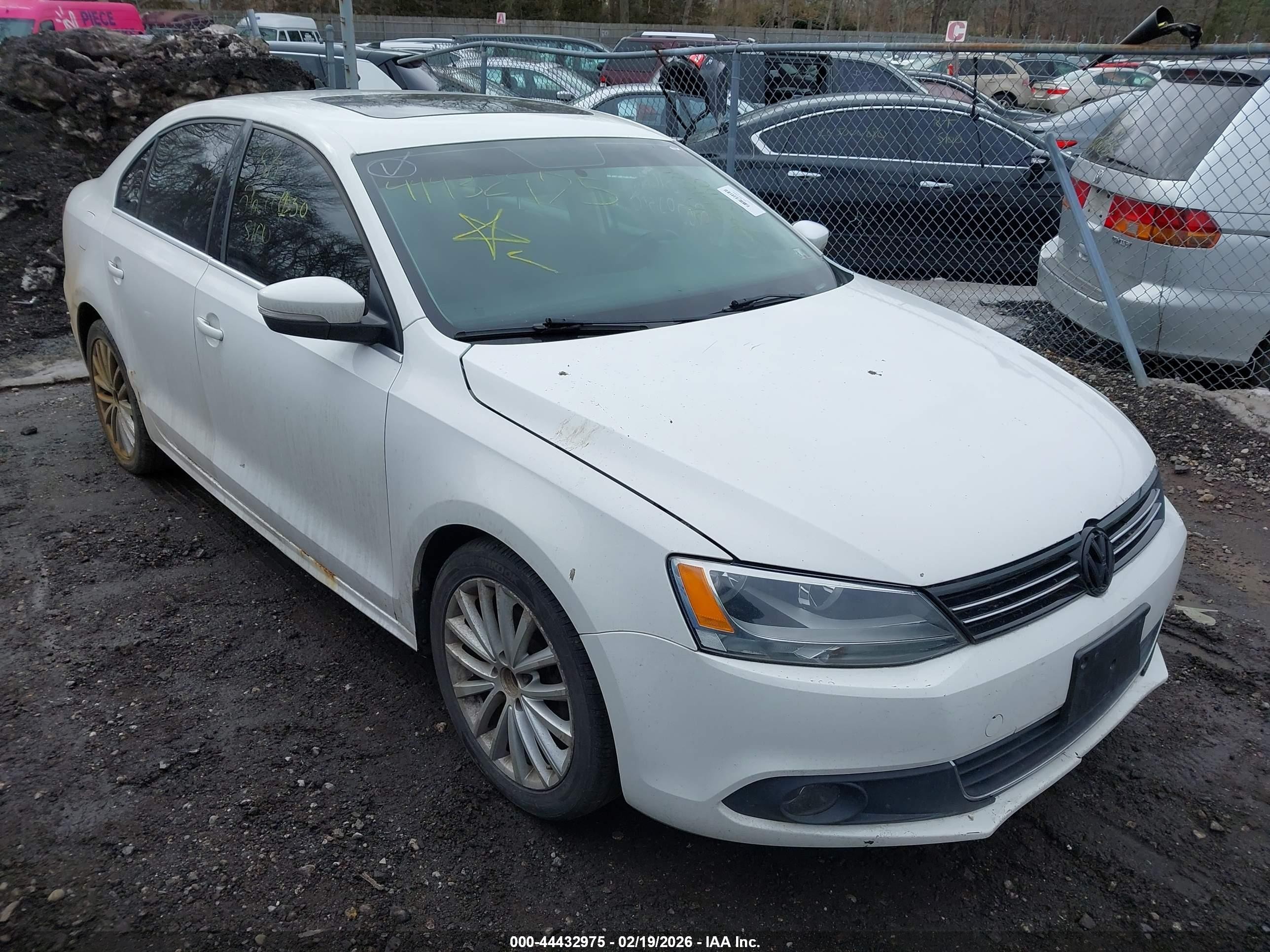 3VWLP7AJ6CM469049