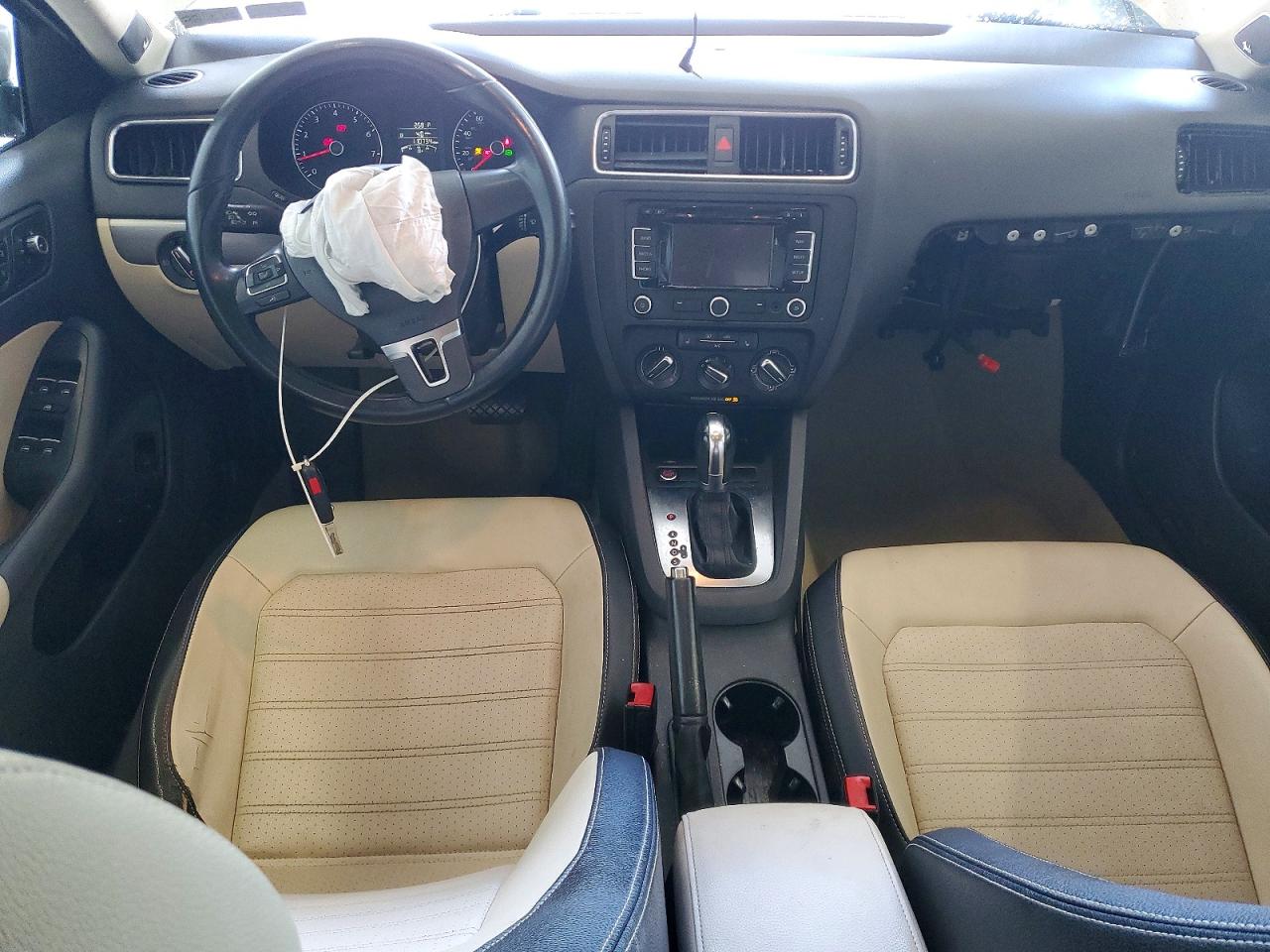 2013 Volkswagen Jetta Sel Beige vin: 3VWLP7AJ8DM238302