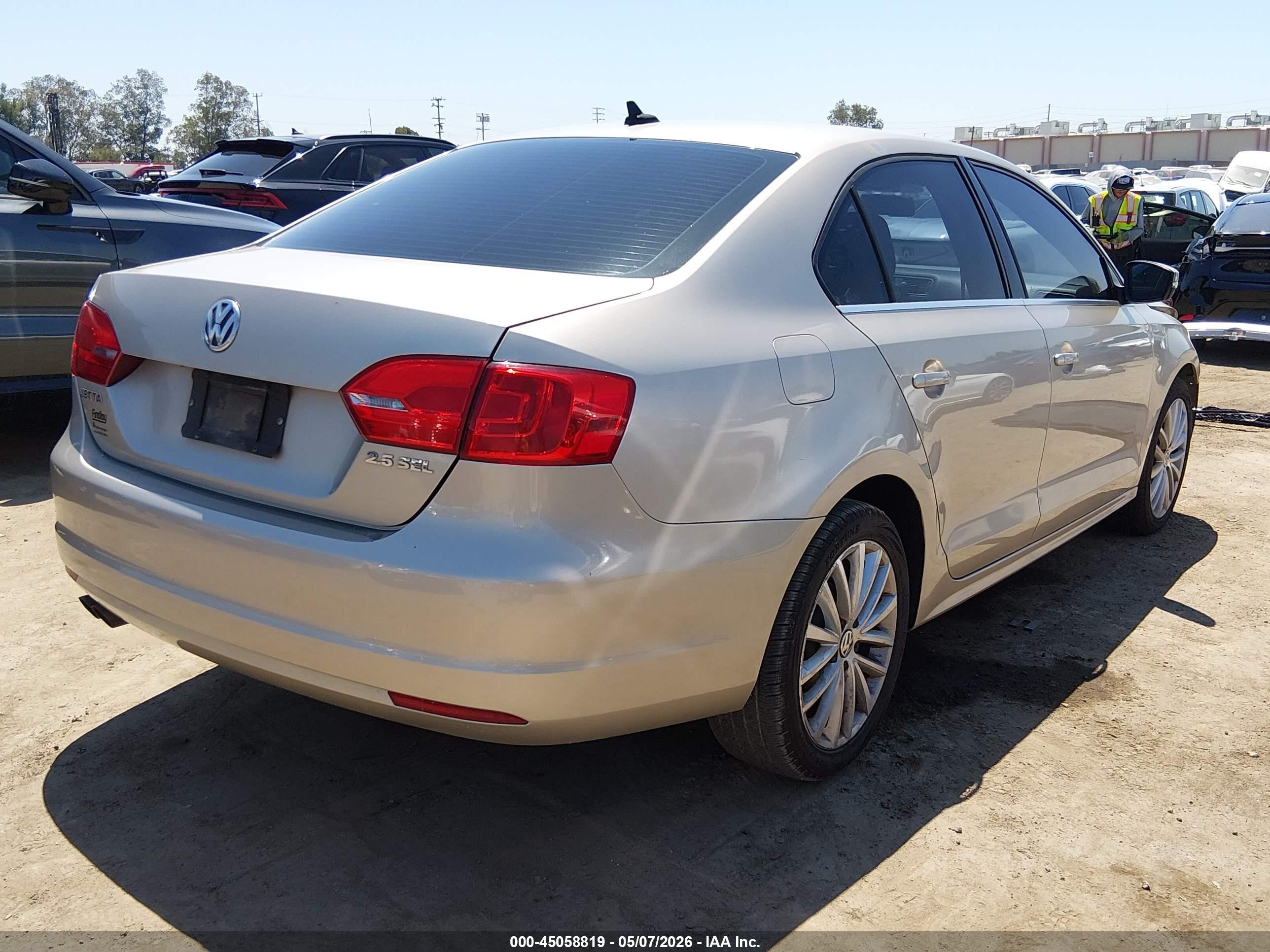 2012 Volkswagen Jetta 2.5l Sel Gold vin: 3VWLP7AJ9CM458868