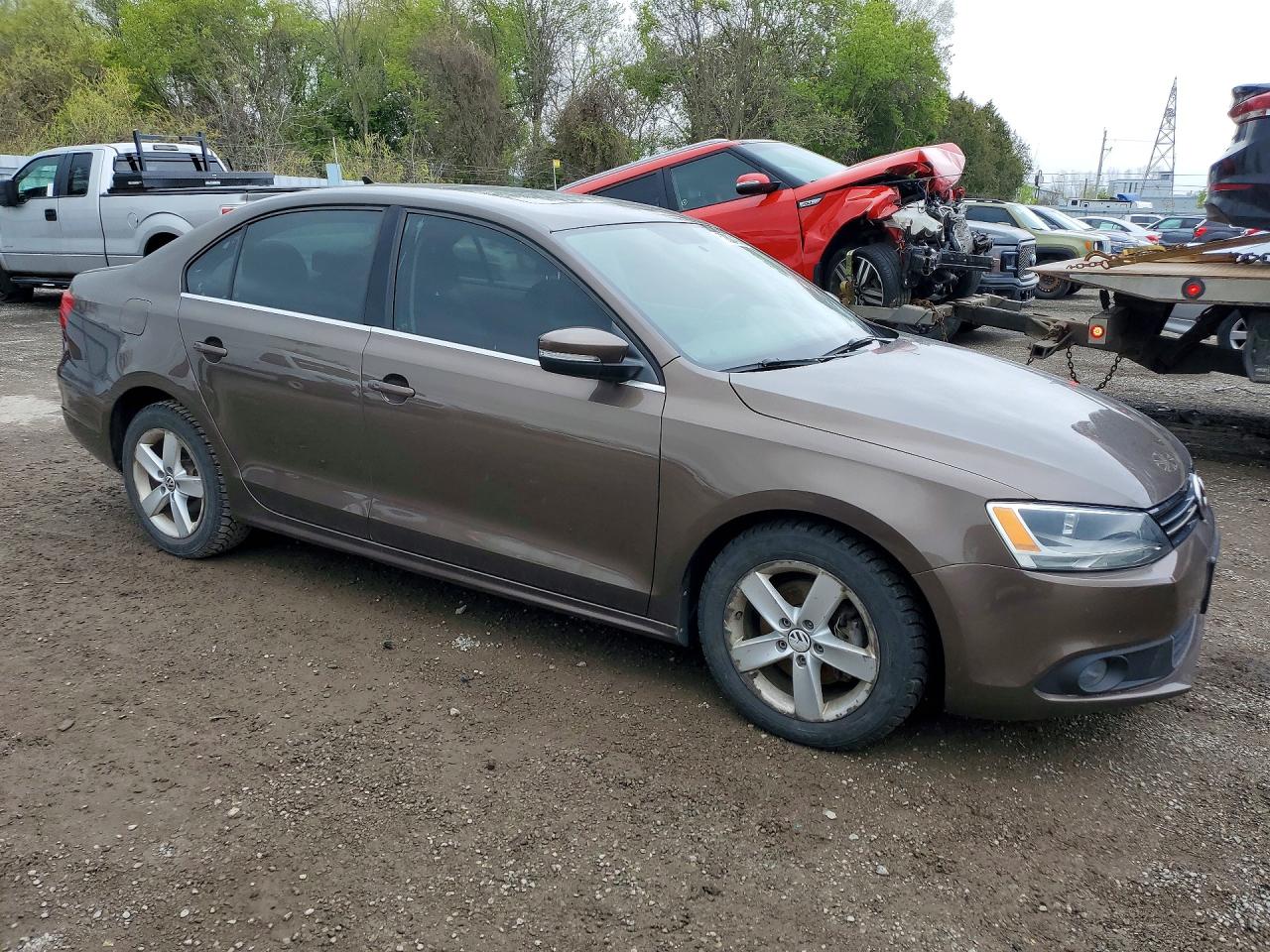 2011 Volkswagen Jetta Sel Brown vin: 3VWLX7AJ2BM009093
