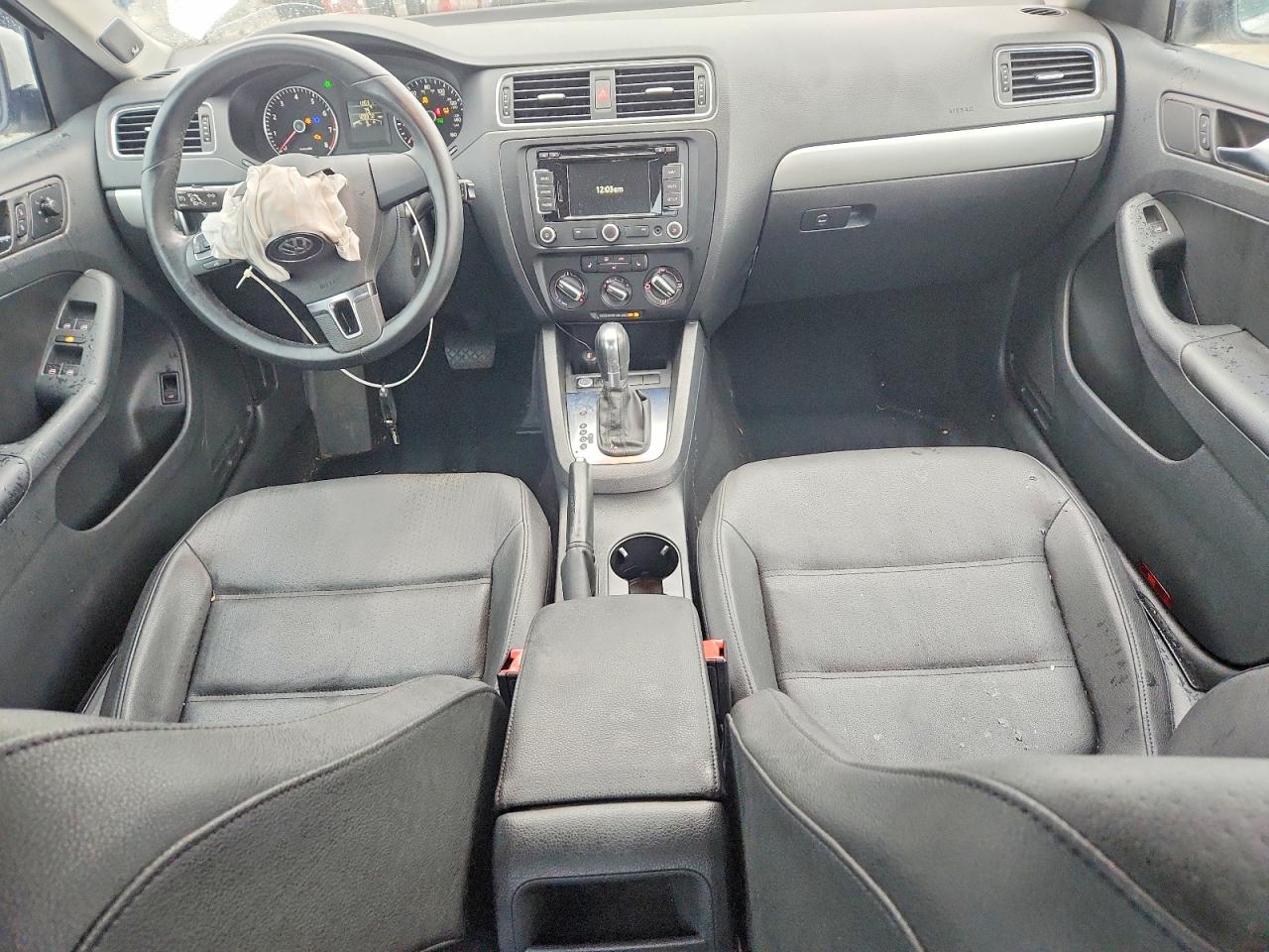 2012 Volkswagen Jetta Sel White vin: 3VWLX7AJ4CM347435