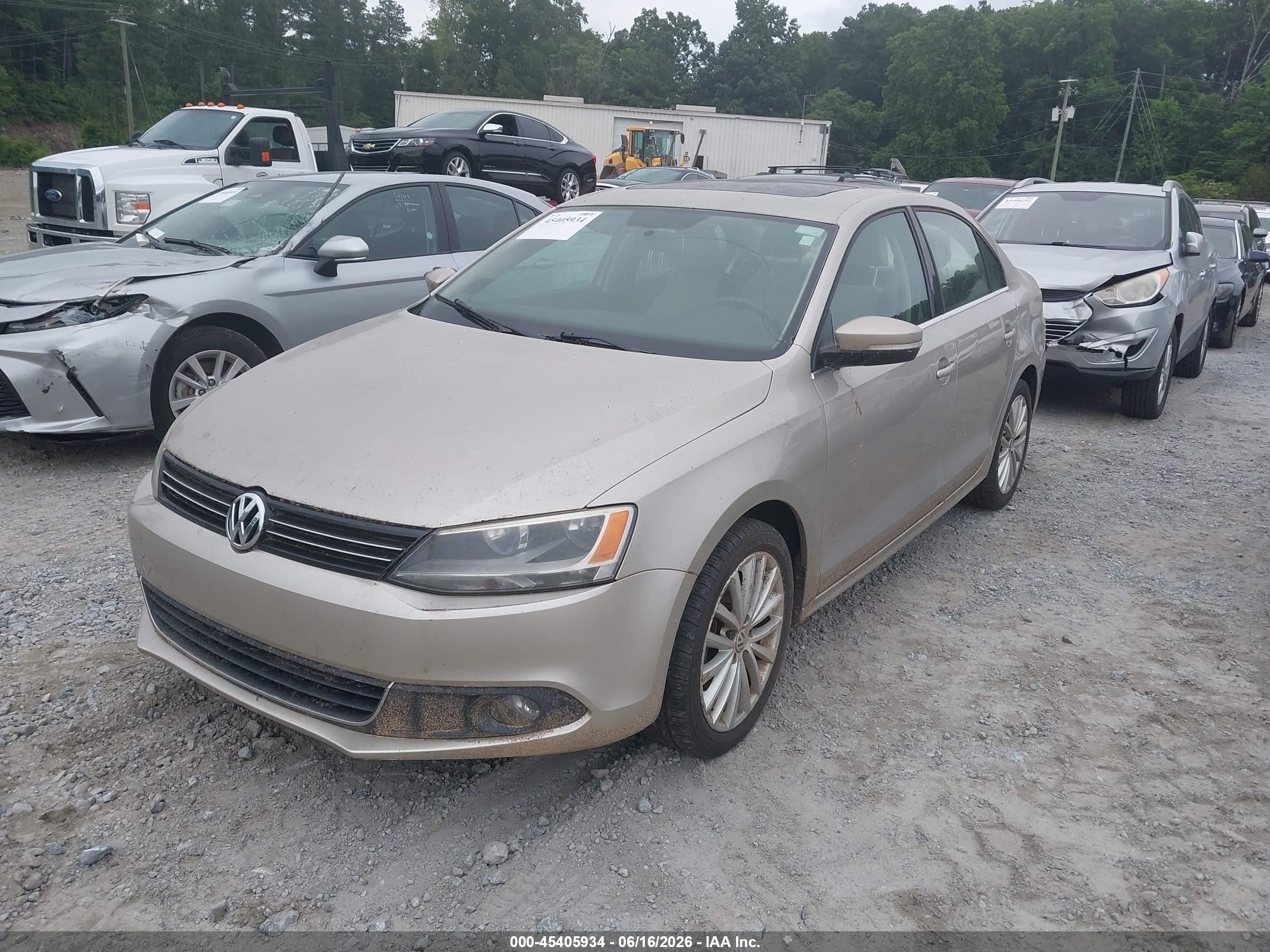 2013 Volkswagen Jetta 2.5l Sel Золотой vin: 3VWLX7AJ4DM225742