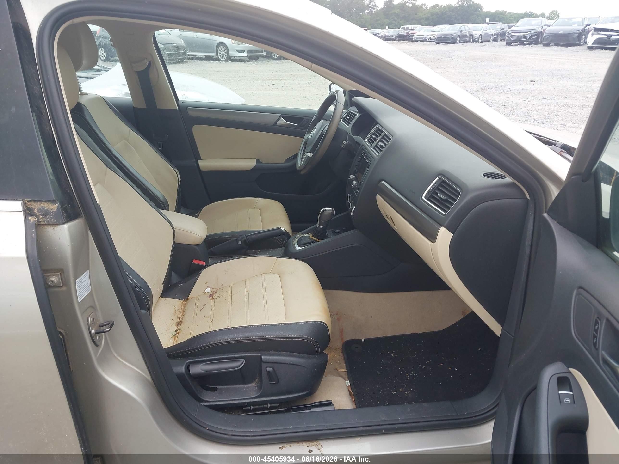 2013 Volkswagen Jetta 2.5l Sel Золотой vin: 3VWLX7AJ4DM225742