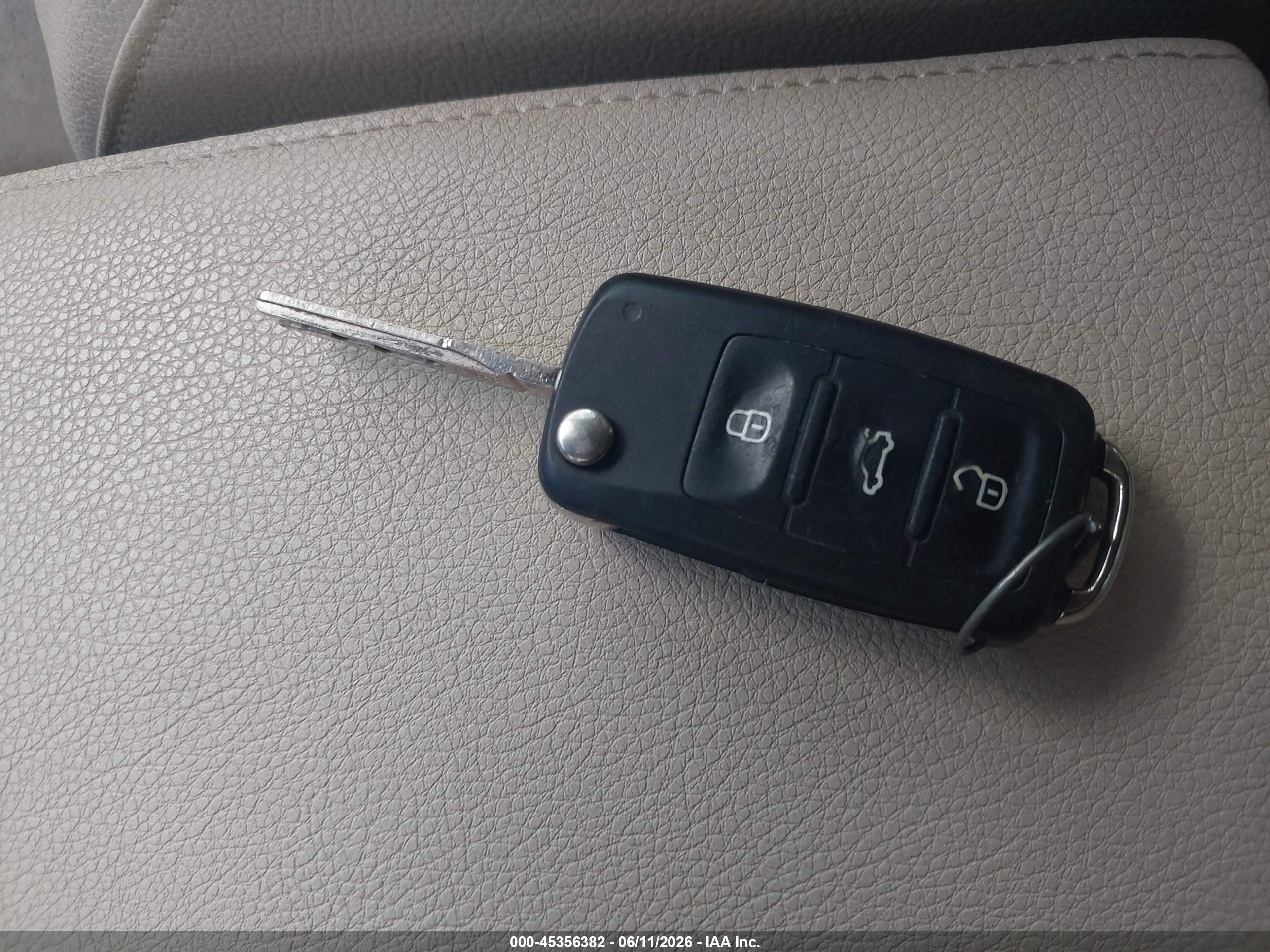 2012 Volkswagen Jetta 2.5l Sel Blue vin: 3VWLX7AJ6CM424323
