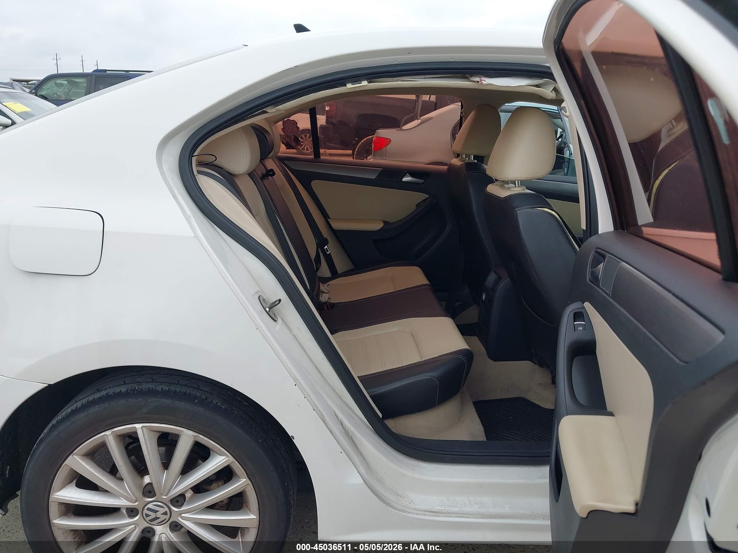 2013 Volkswagen Jetta 2.5l Sel White vin: 3VWLX7AJ9DM375376