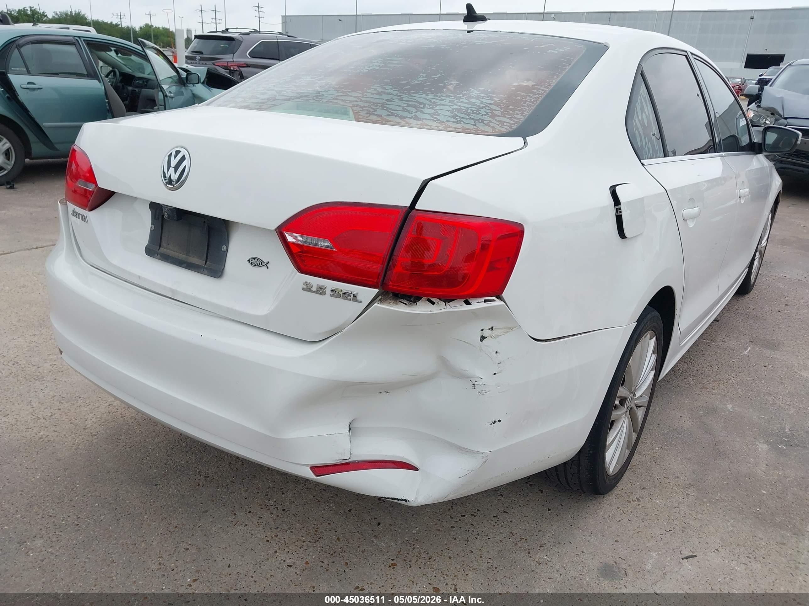 2013 Volkswagen Jetta 2.5l Sel White vin: 3VWLX7AJ9DM375376