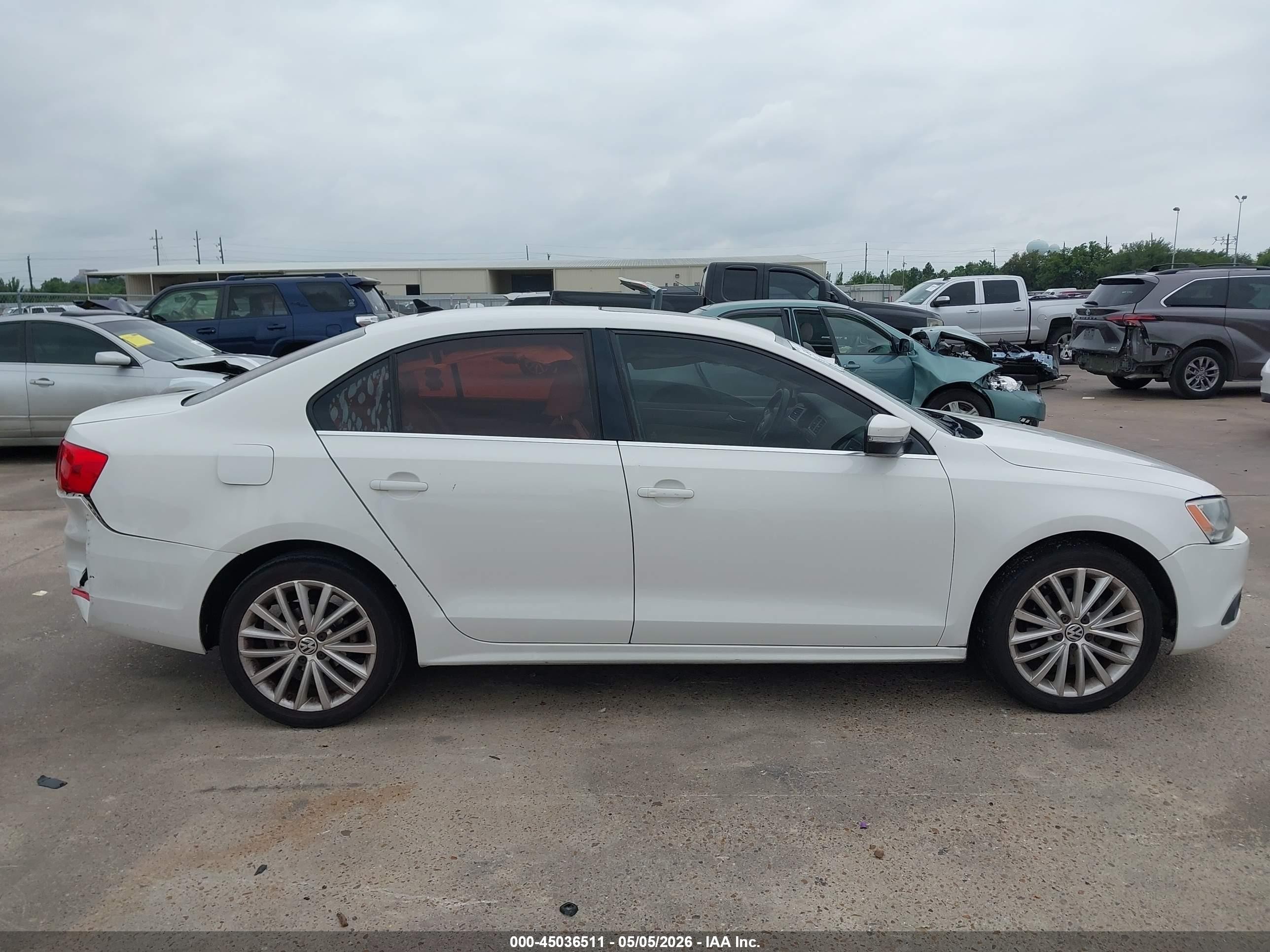 2013 Volkswagen Jetta 2.5l Sel White vin: 3VWLX7AJ9DM375376