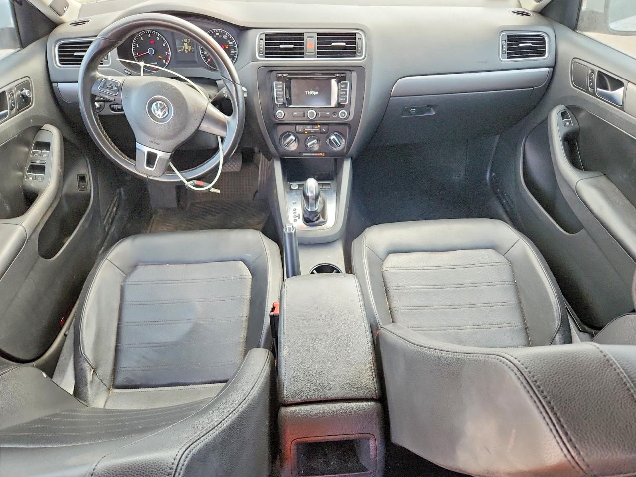 2013 Volkswagen Jetta Sel White vin: 3VWLX7AJ9DM375636