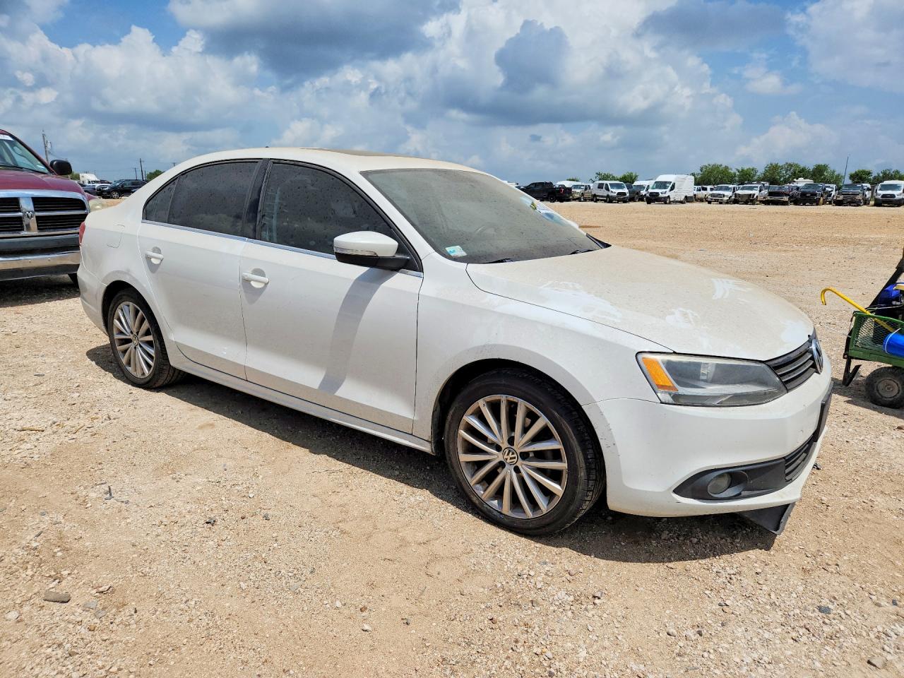 2013 Volkswagen Jetta Sel White vin: 3VWLX7AJ9DM375636