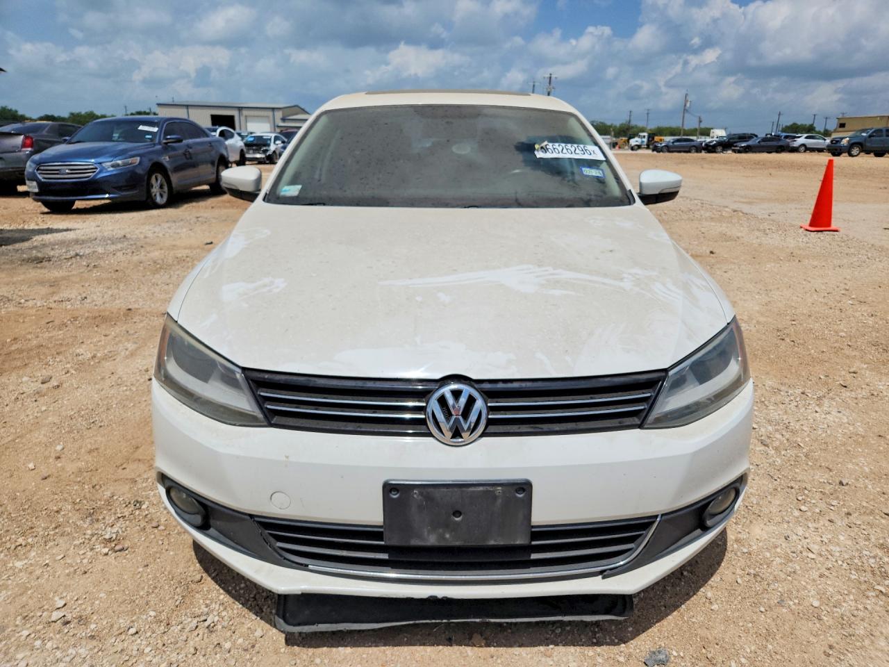 2013 Volkswagen Jetta Sel White vin: 3VWLX7AJ9DM375636