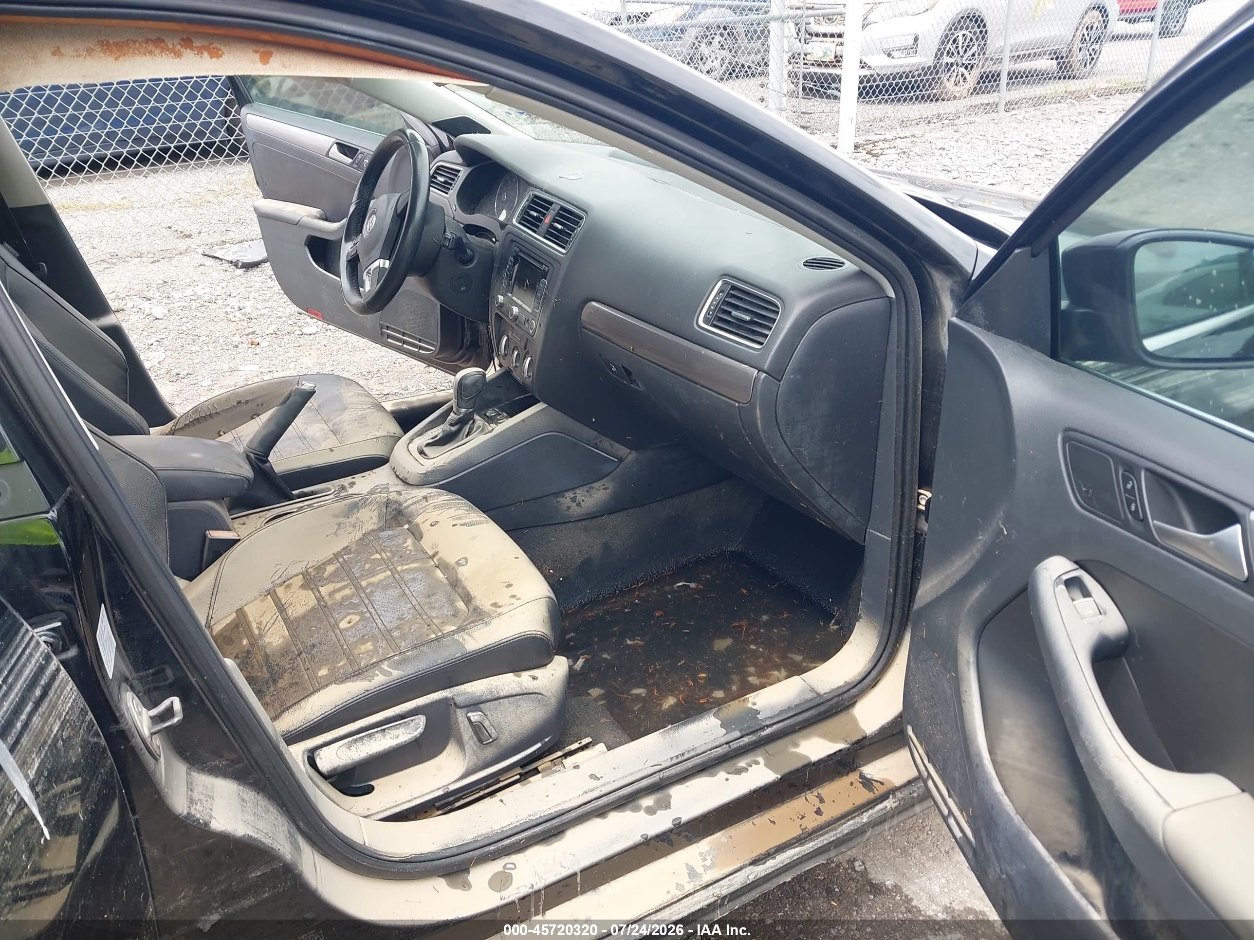 2013 Volkswagen Jetta 2.5l Sel Черный vin: 3VWLX7AJ9DM432028