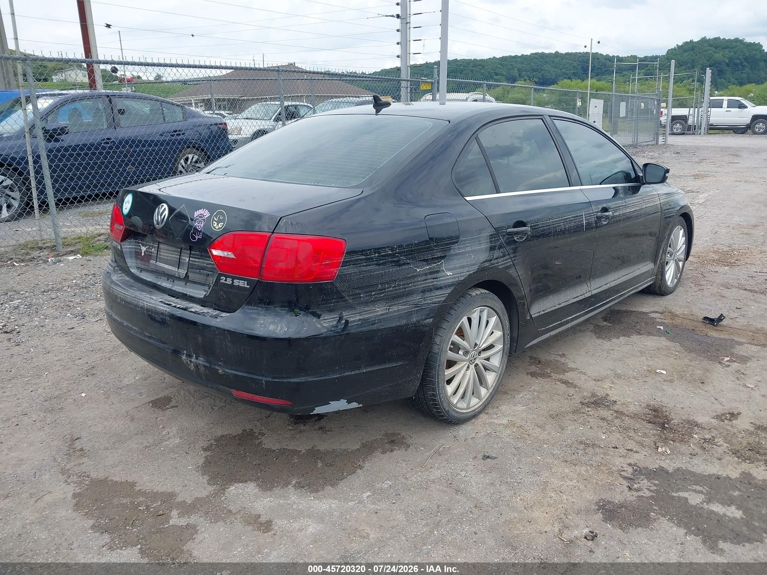 2013 Volkswagen Jetta 2.5l Sel Черный vin: 3VWLX7AJ9DM432028