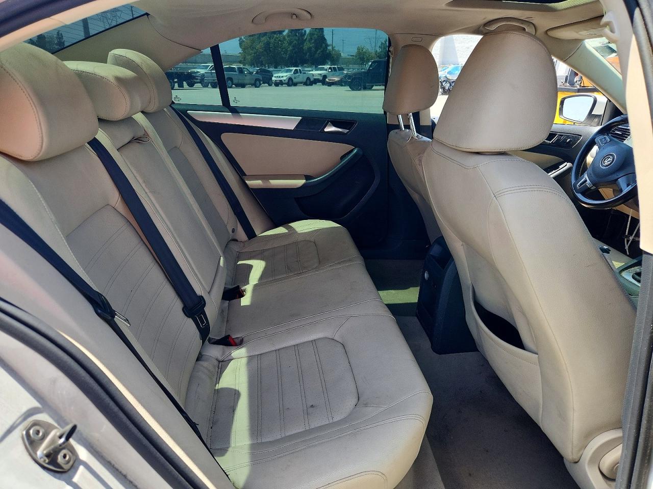 2011 Volkswagen Jetta Sel Белый vin: 3VWLZ7AJ1BM307922