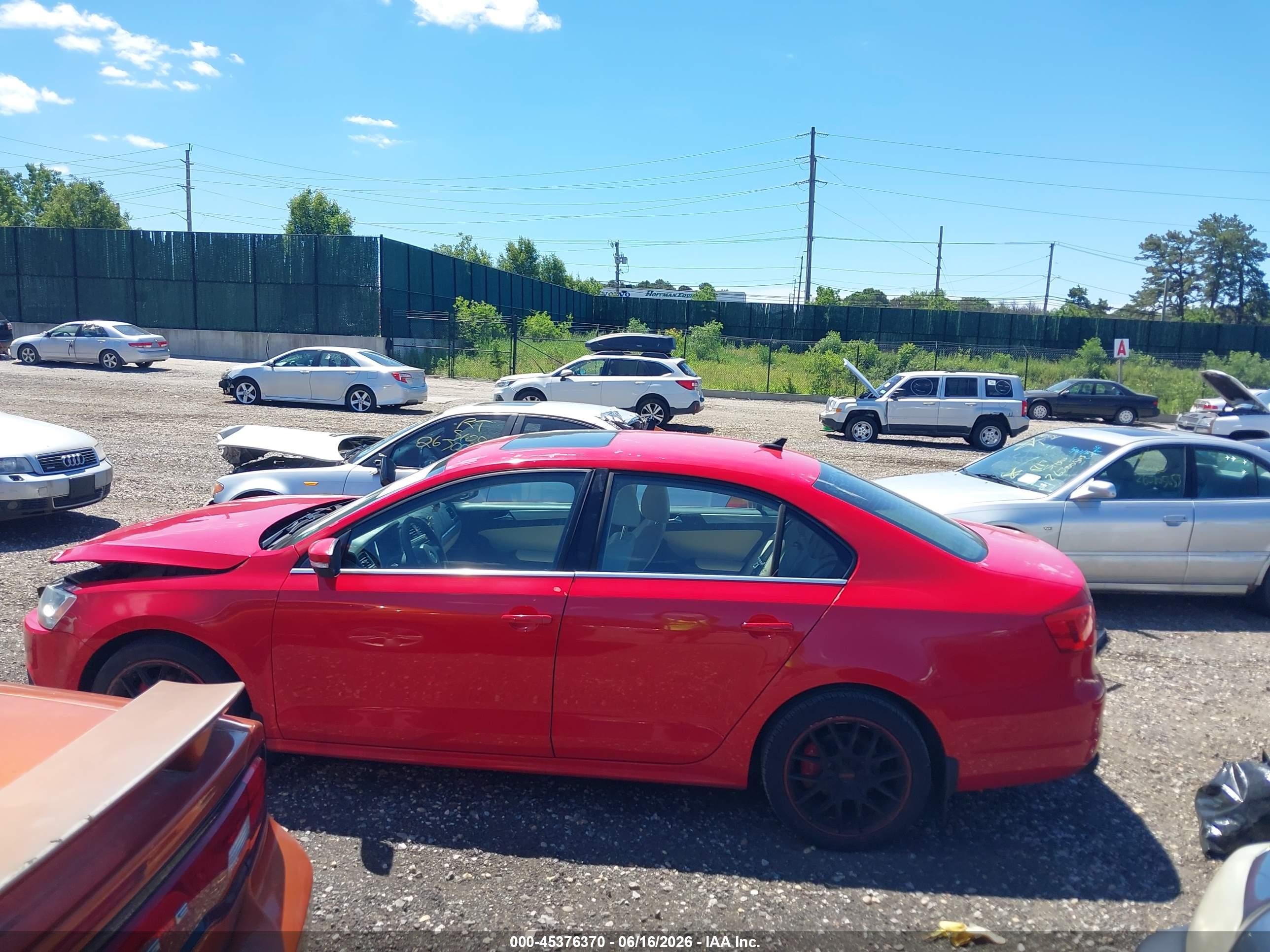 2011 Volkswagen Jetta 2.5l Sel Red vin: 3VWLZ7AJ2BM353789