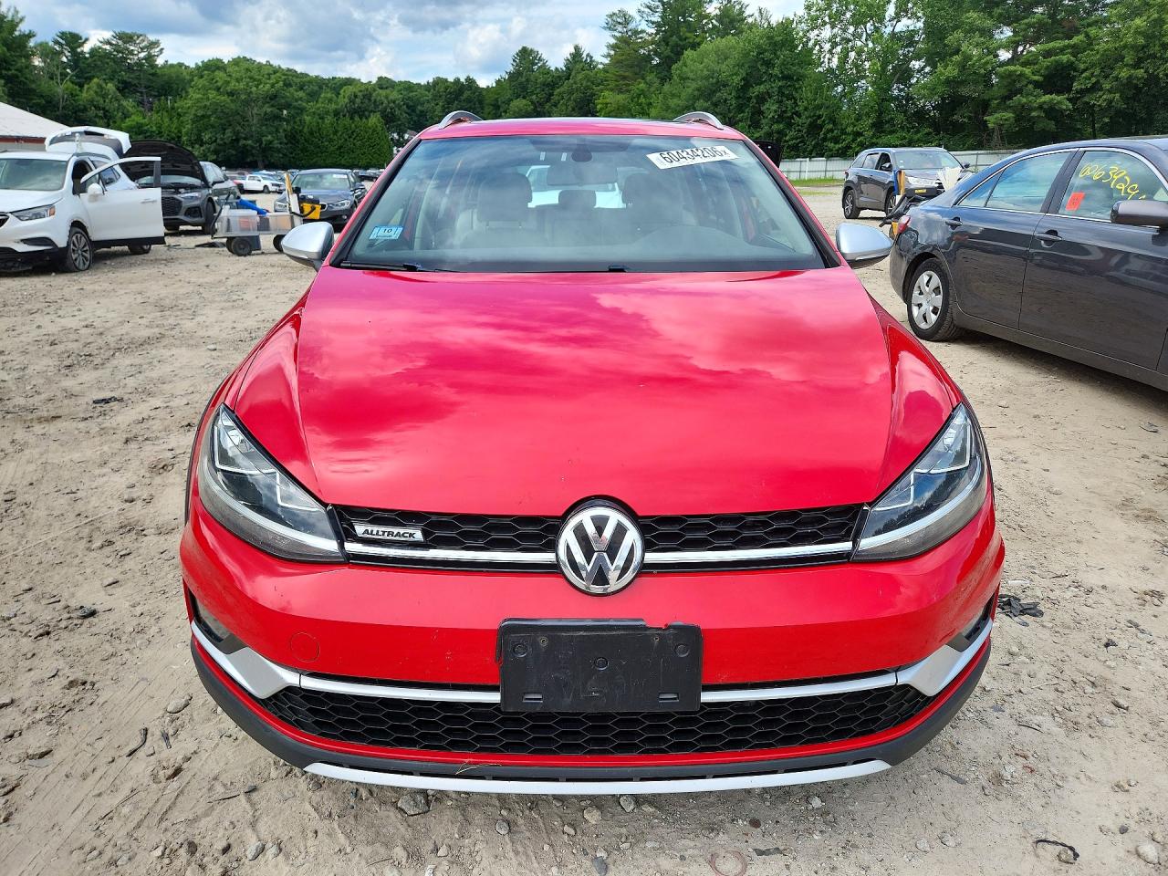 2019 Volkswagen Golf Alltrack S Красный vin: 3VWM17AU3KM514334