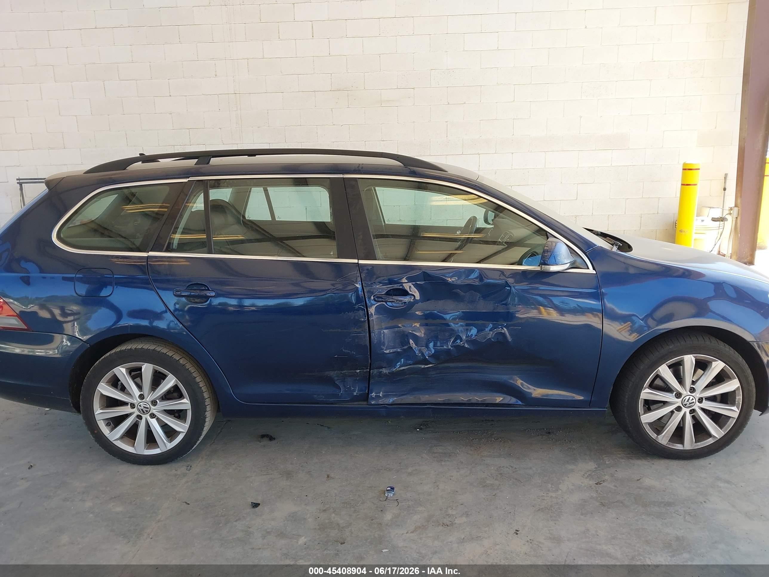 2013 Volkswagen Jetta Sportwagen 2.0l Tdi Blue vin: 3VWML7AJ0DM611560
