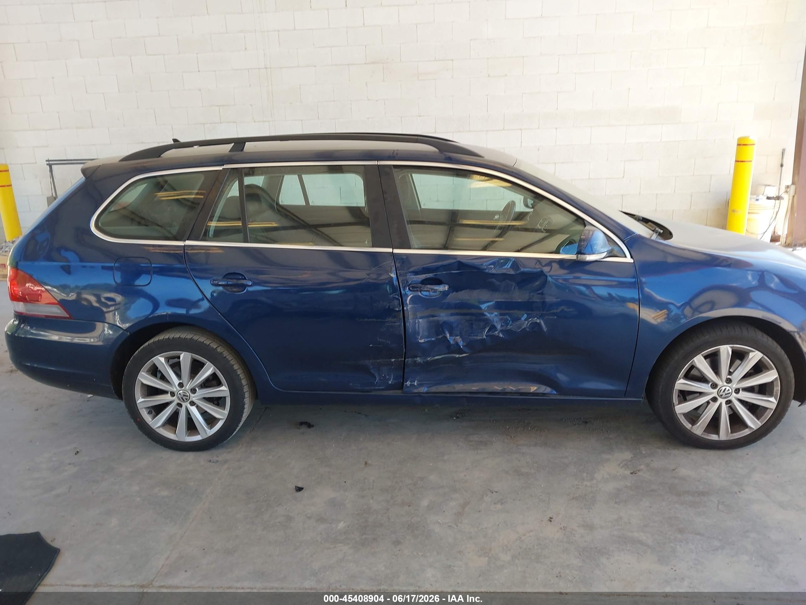 2013 Volkswagen Jetta Sportwagen 2.0l Tdi Blue vin: 3VWML7AJ0DM611560