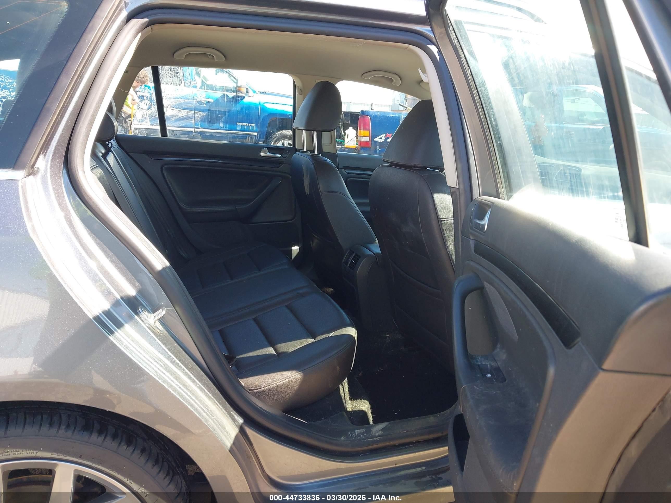 2013 Volkswagen Jetta Sportwagen 2.0l Tdi Gray vin: 3VWML7AJ0DM617634