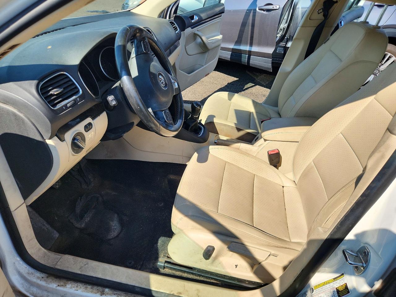 2013 Volkswagen Jetta Tdi White vin: 3VWML7AJ2DM661103
