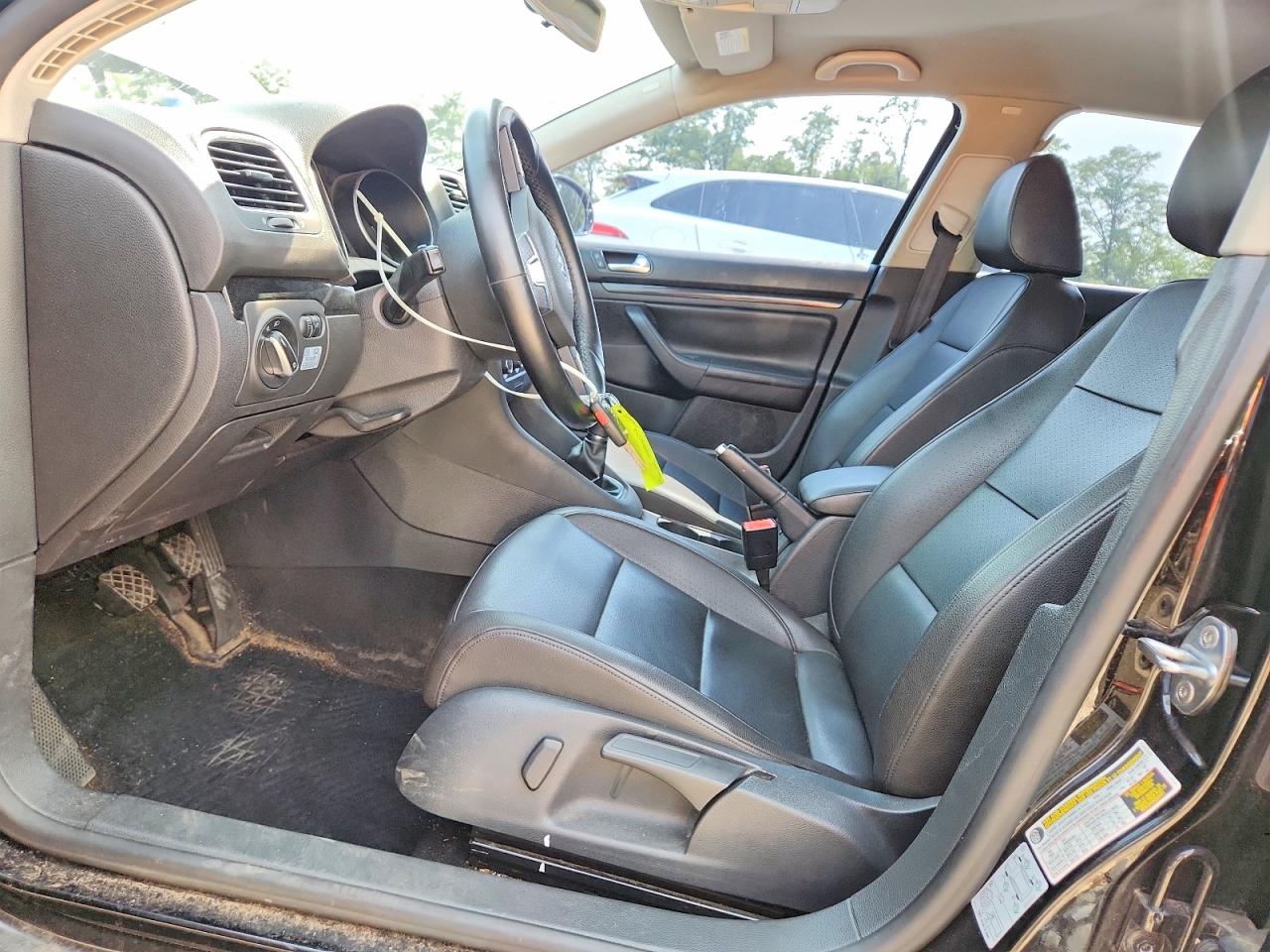2013 Volkswagen Jetta Tdi Black vin: 3VWML7AJ8DM661297
