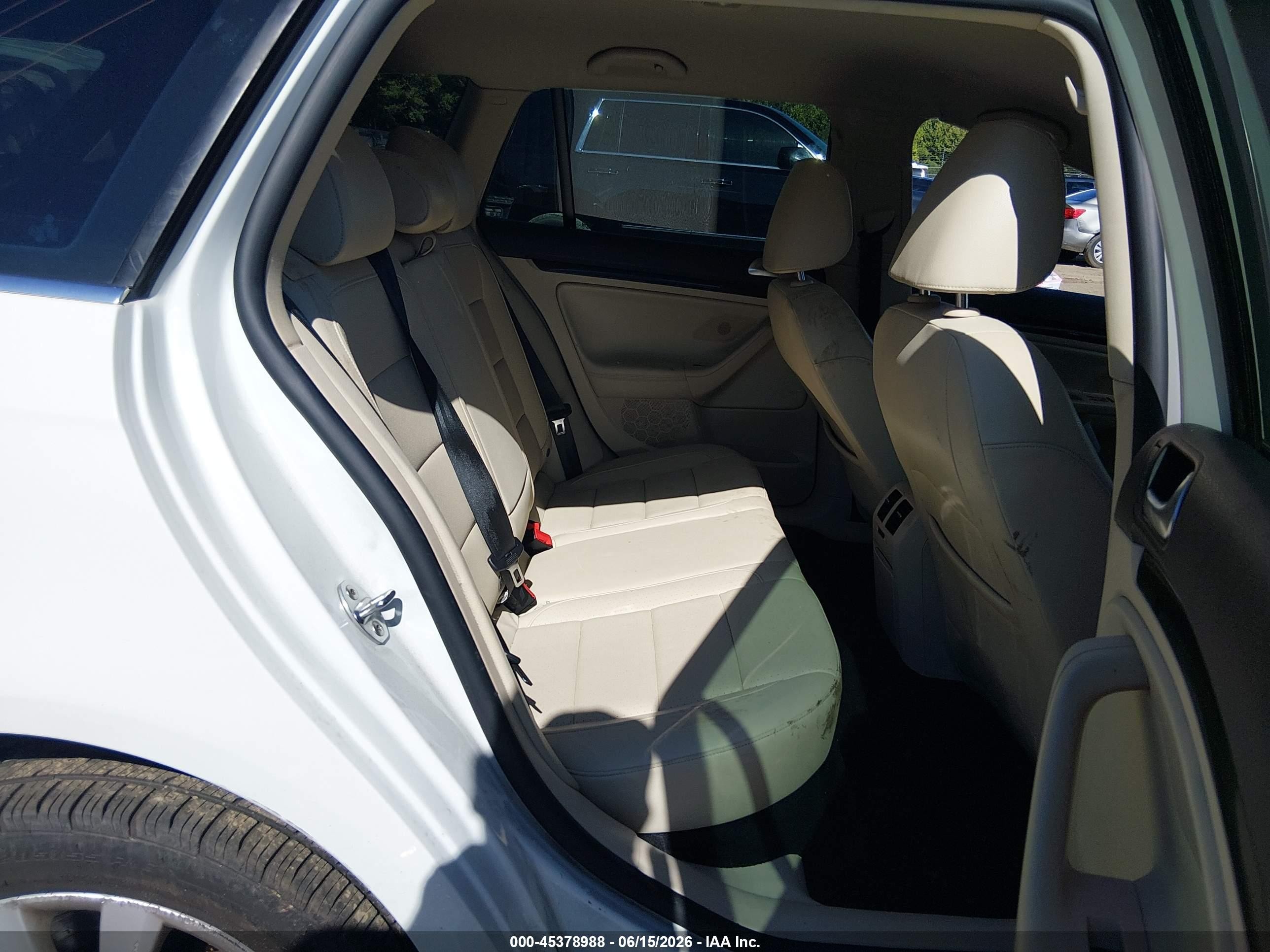 2014 Volkswagen Jetta Sportwagen 2.0l Tdi White vin: 3VWML7AJ8EM625482