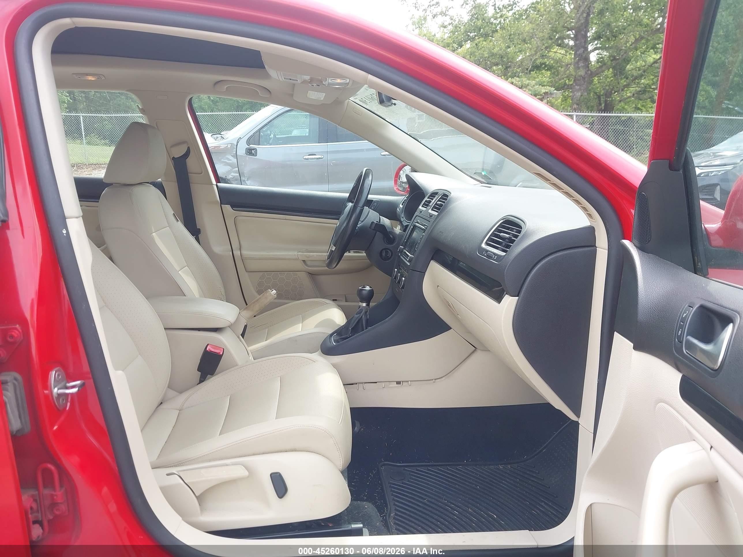 2011 Volkswagen Jetta Sportwagen 2.0l Tdi Красный vin: 3VWML7AJ9BM701982