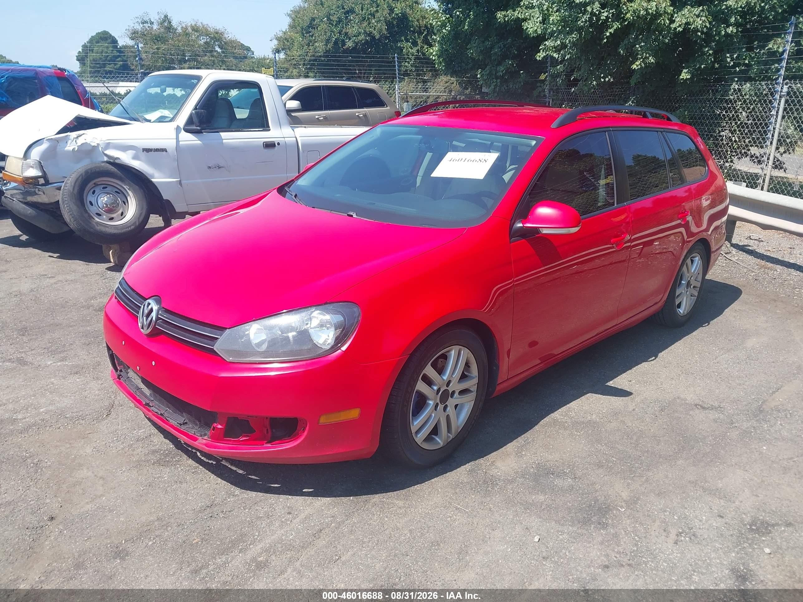 2011 Volkswagen Jetta Sportwagen 2.0l Tdi Red vin: 3VWML7AJXBM724543