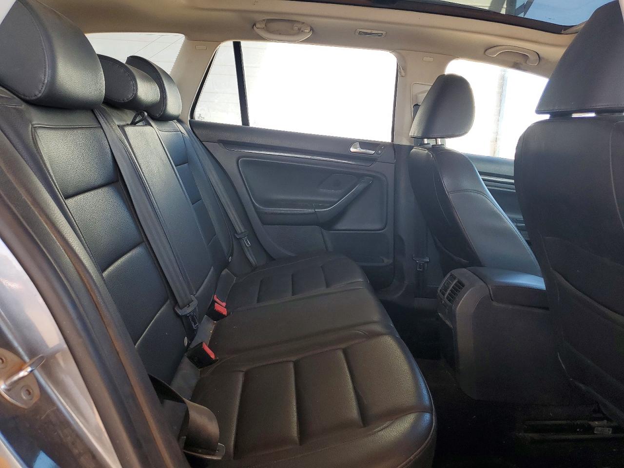 2012 Volkswagen Jetta Tdi Gray vin: 3VWML7AJXCM652647