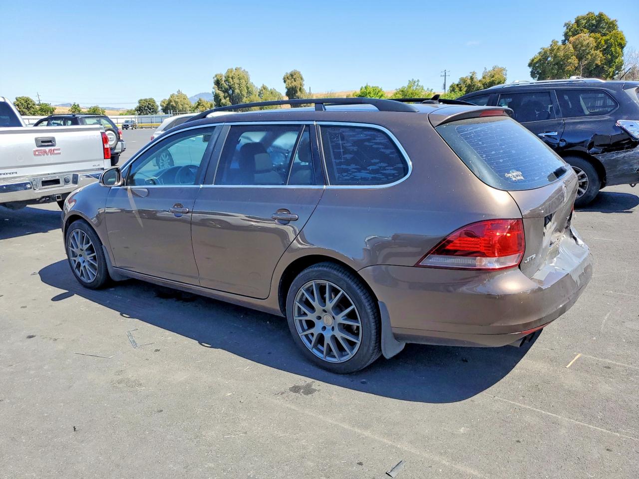 2014 Volkswagen Jetta Tdi Brown vin: 3VWML7AJXEM621854