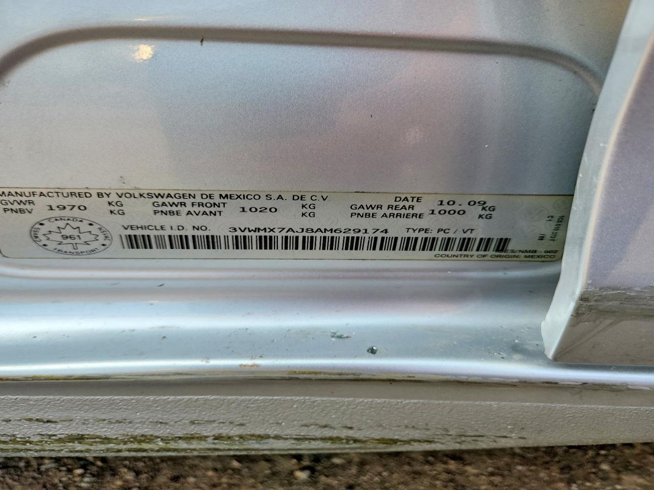 2010 Volkswagen Golf 2.5 Wagon Silver vin: 3VWMX7AJ8AM629174