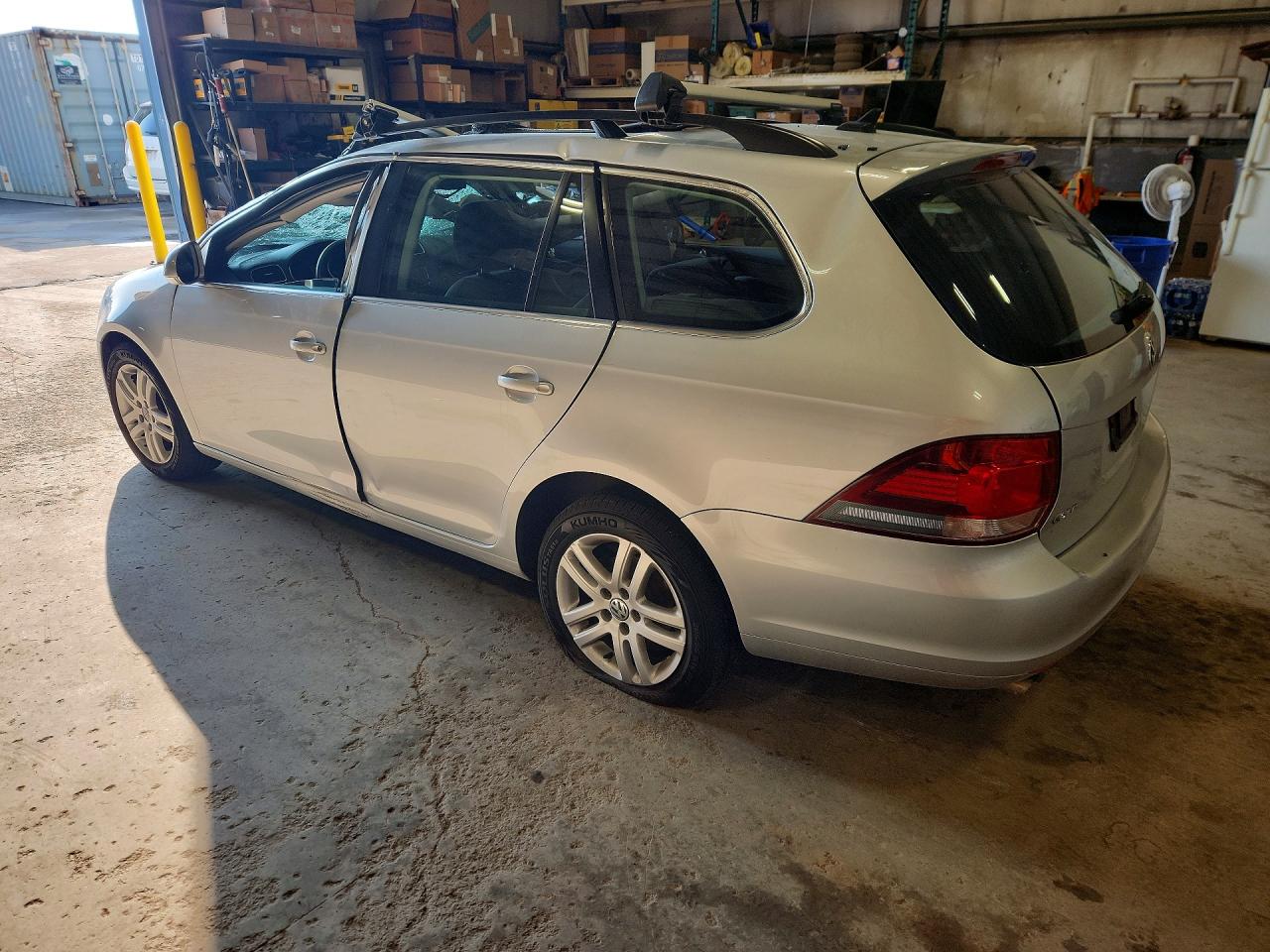 2010 Volkswagen Golf 2.5 Wagon Silver vin: 3VWMX7AJ8AM629174
