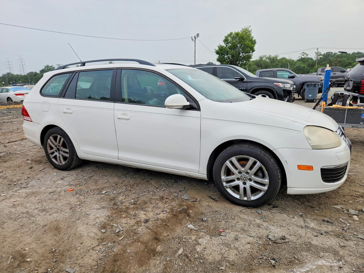 2009 Volkswagen Jetta S White vin: 3VWMZ71K49M290718