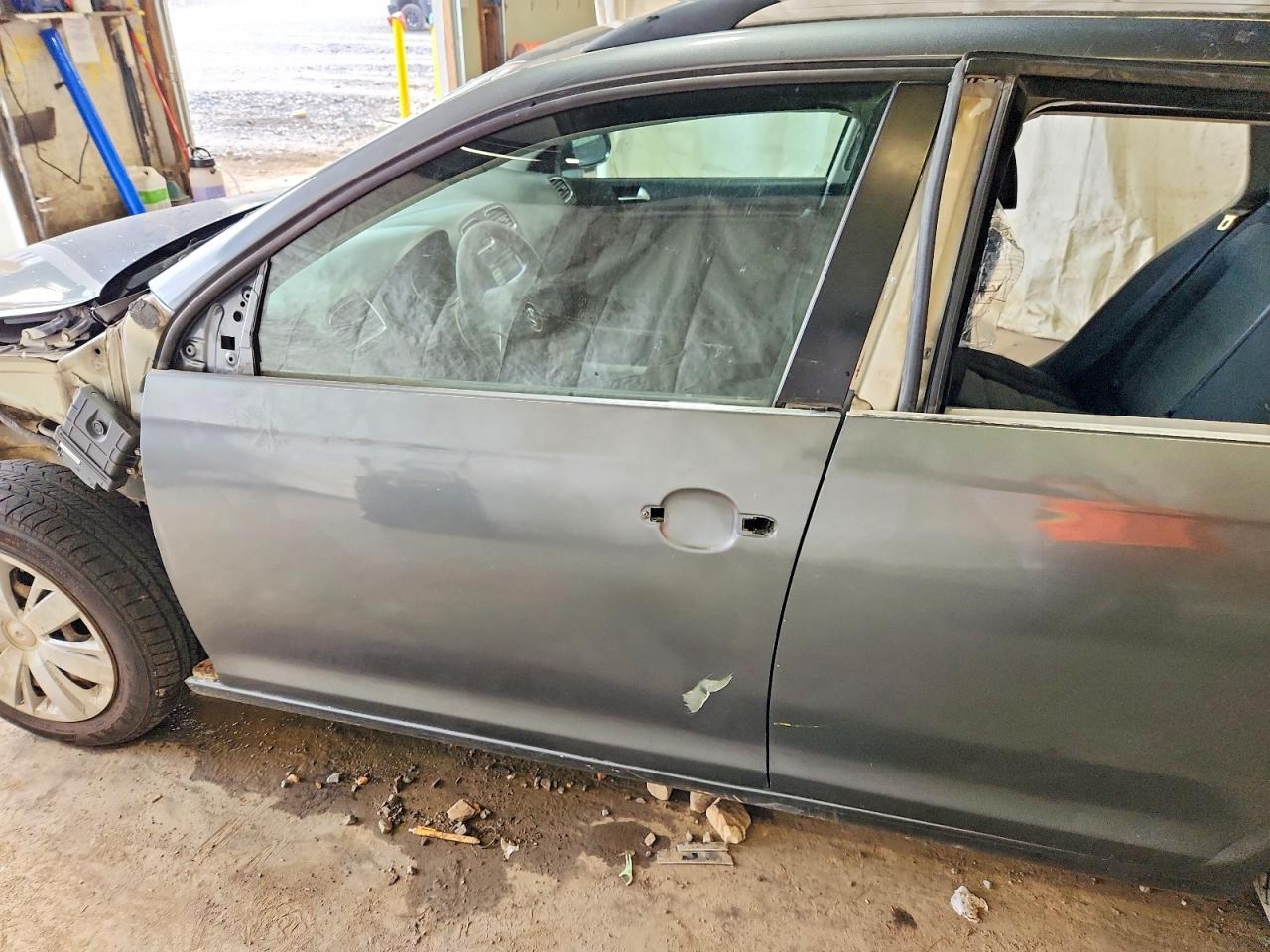 2010 Volkswagen Jetta S Gray vin: 3VWMZ7AJ9AM677177