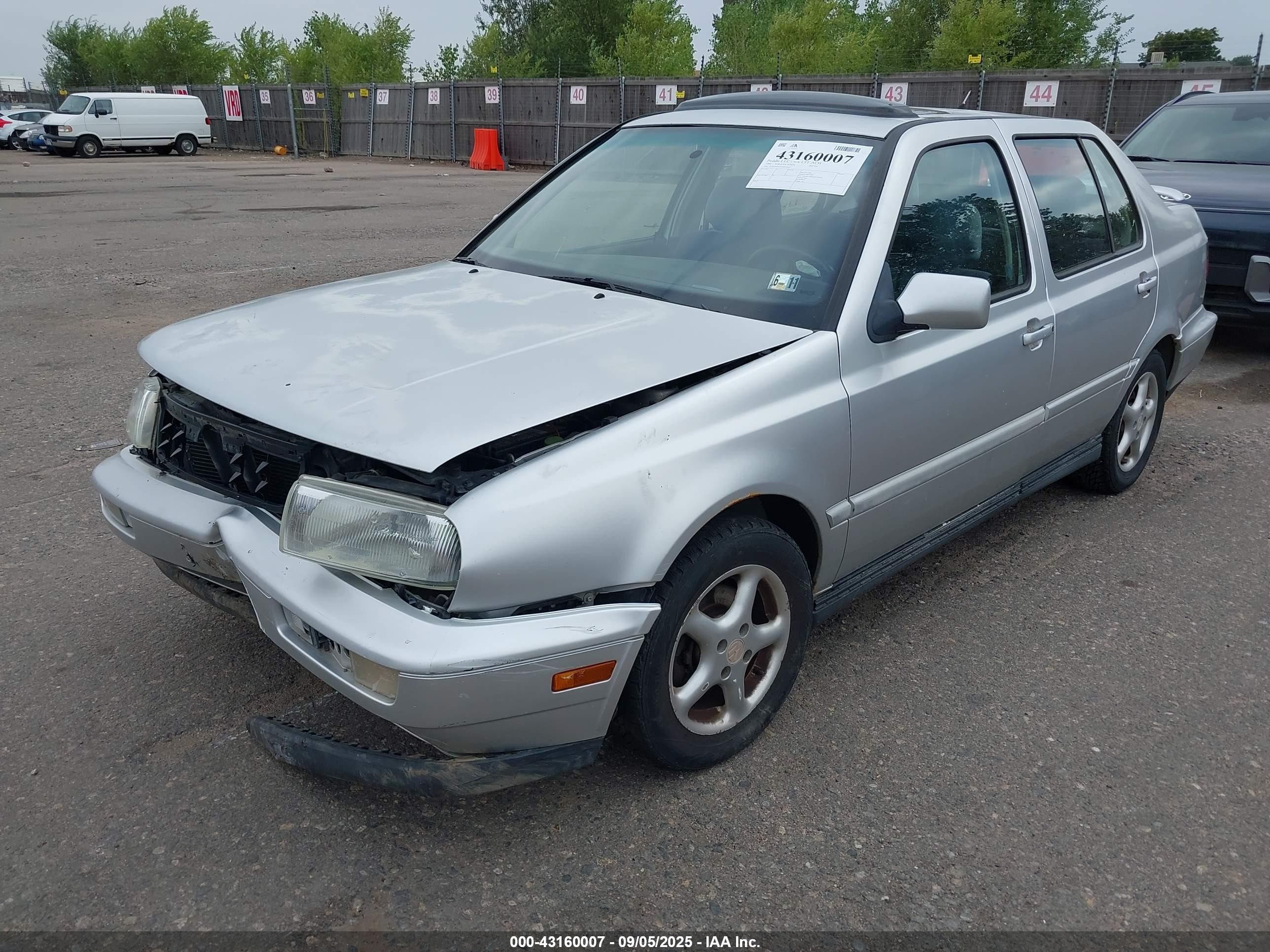 1999 Volkswagen Jetta Wolfsburg Gray vin: 3VWPA81H7XM210503